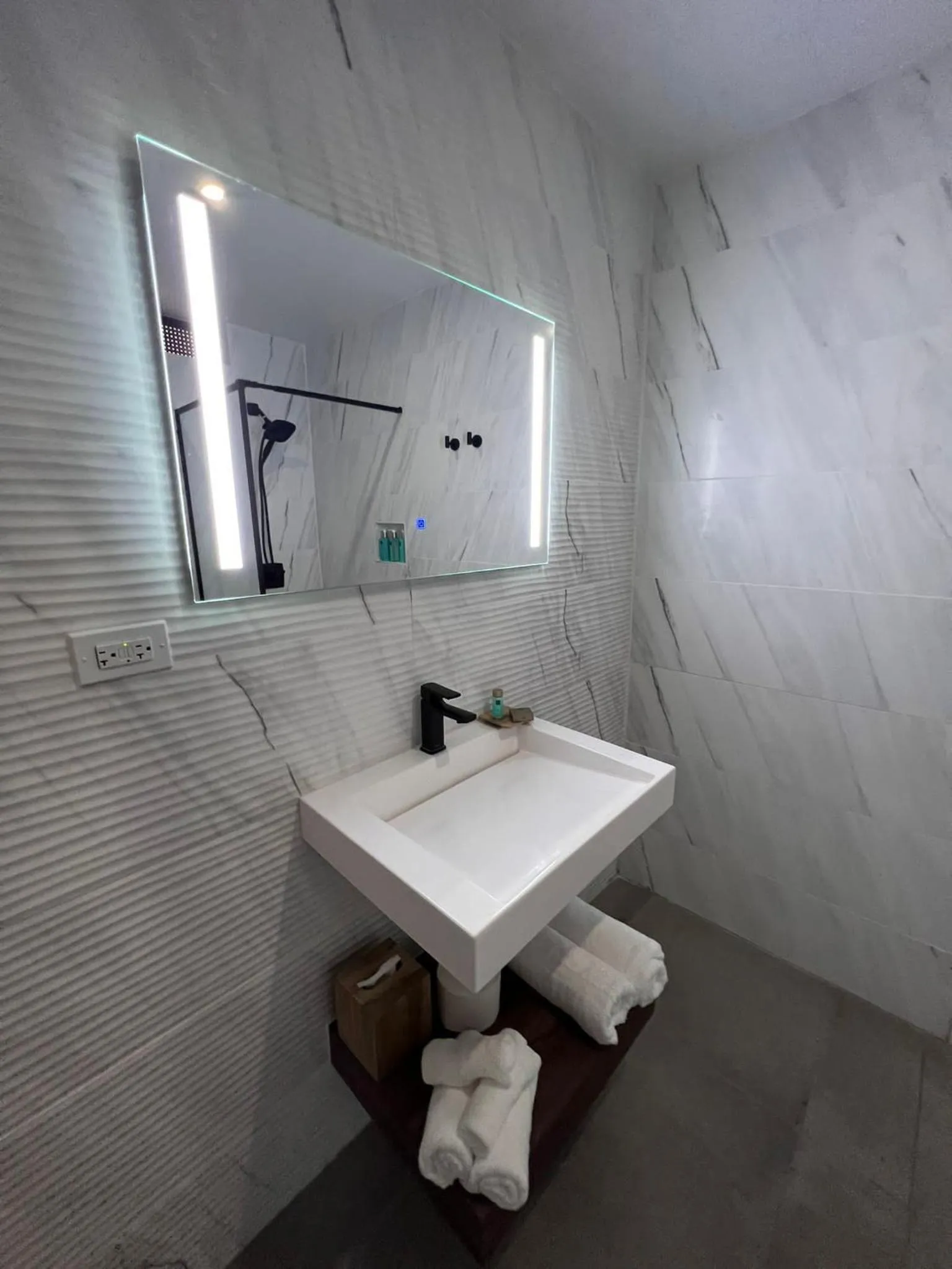 Bathroom in Parguera Plaza Hotel - Adults Only