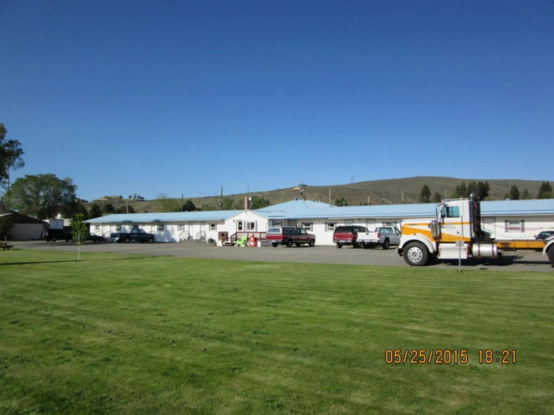 BBQ facilities in Baker City Motel & RV
