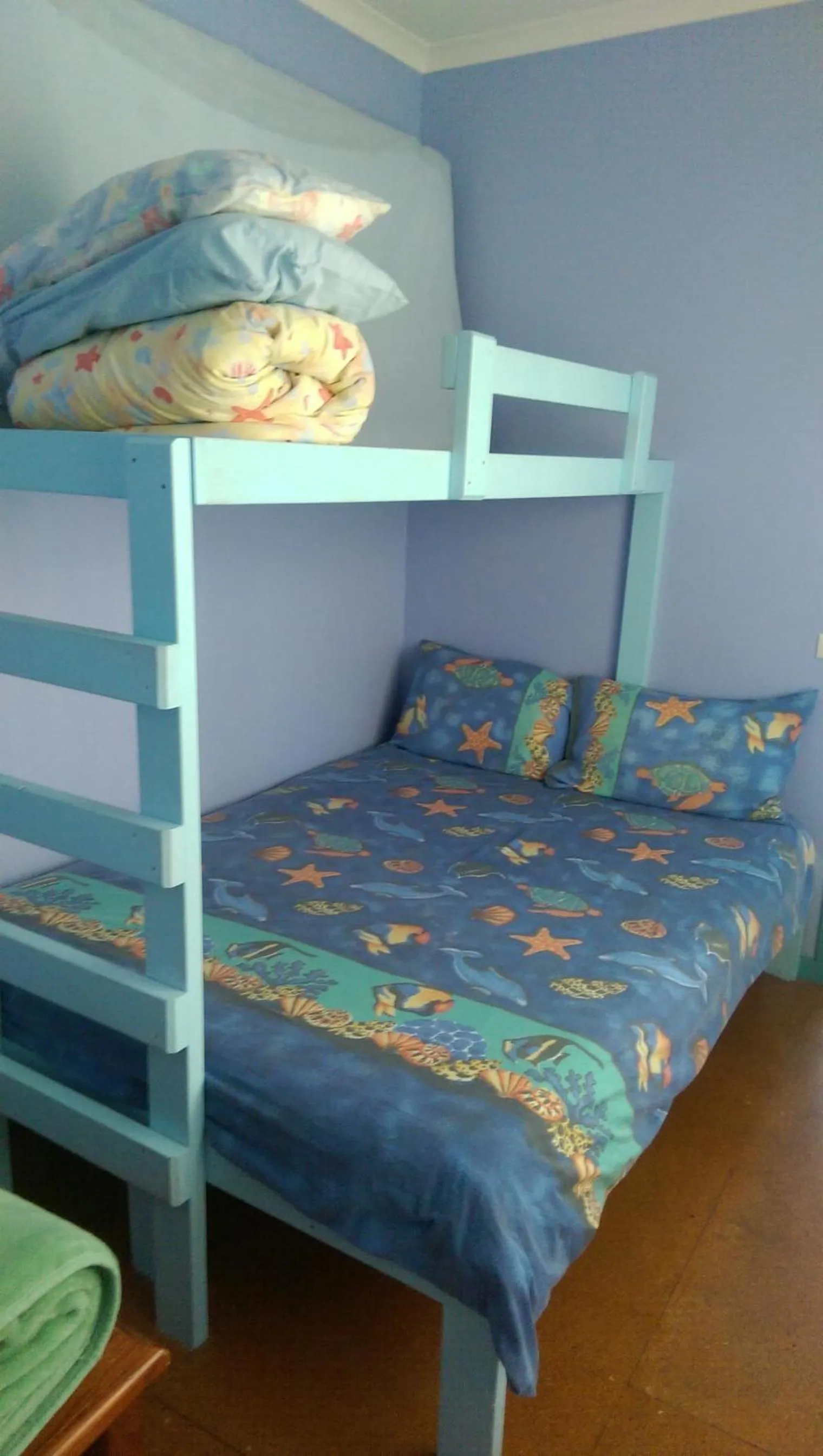 bunk bed, Bed in Anglesea Backpackers