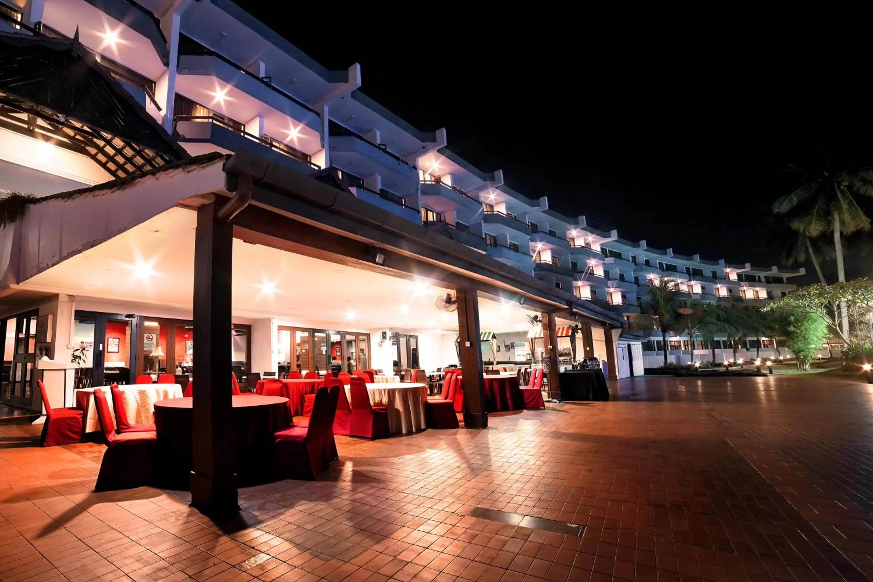 Restaurant/places to eat in Tunamaya Beach & Spa Resort- Desaru