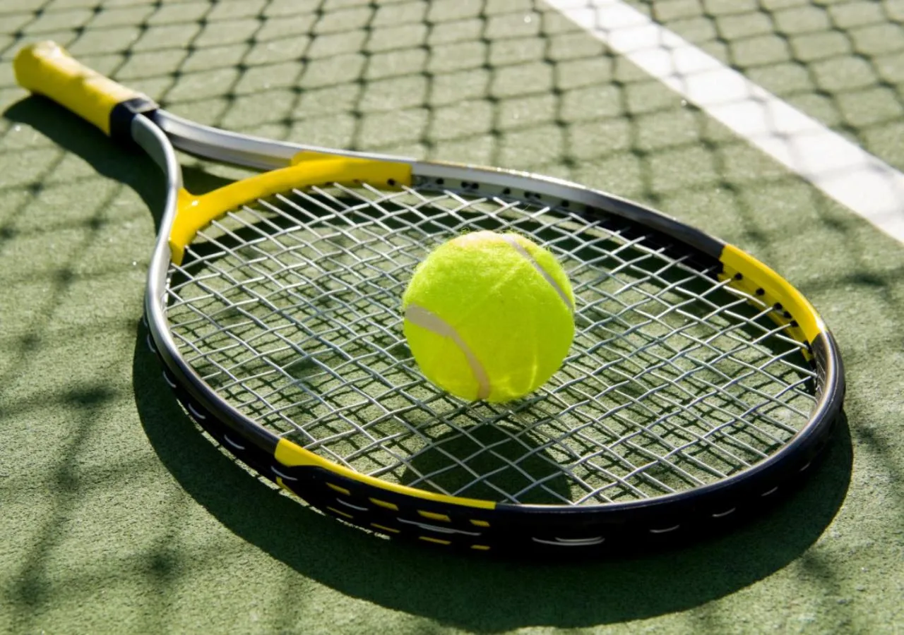 Tennis court in Great World Residences