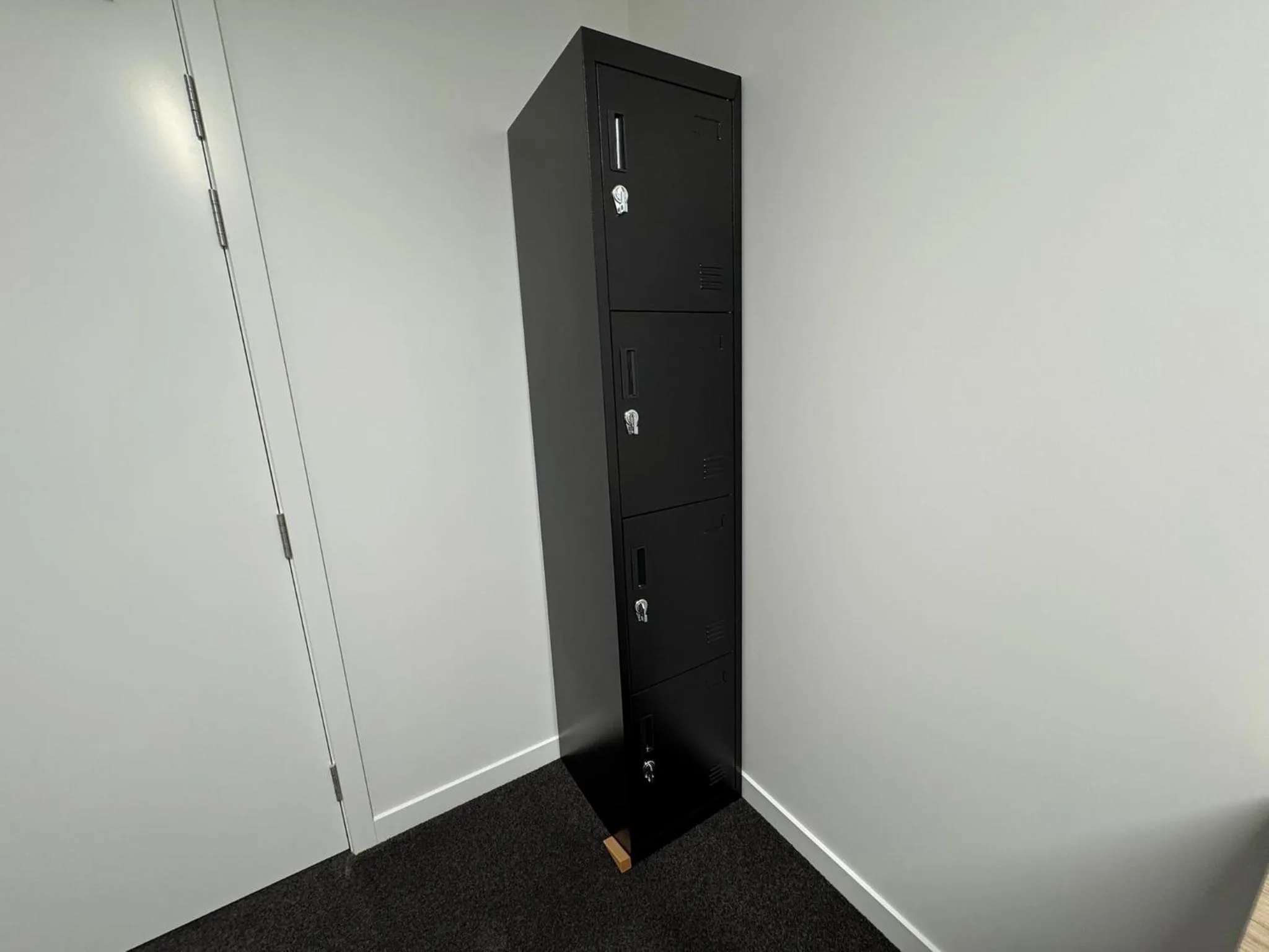 locker in Backpackers Central Hamilton