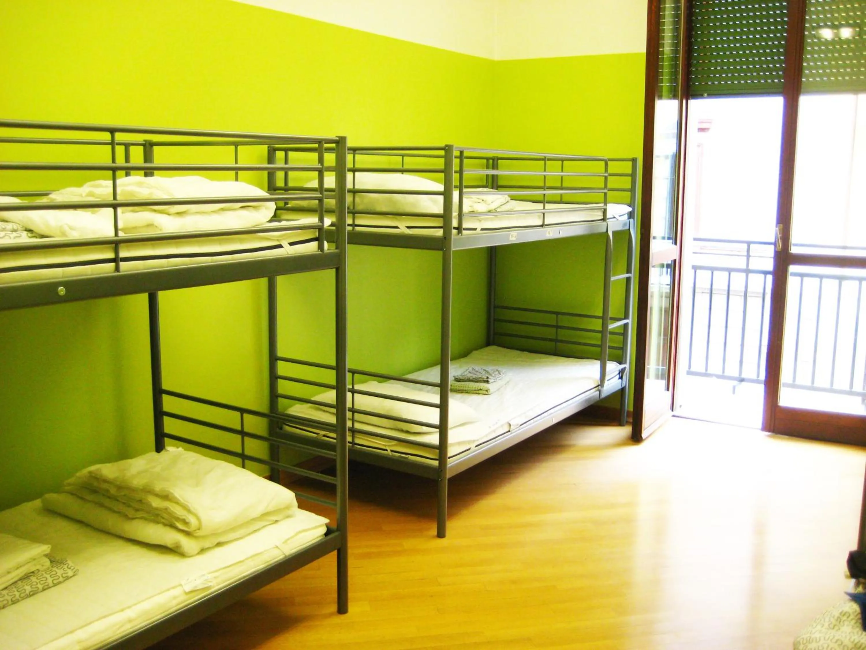 bunk bed, Bed in Panda Hostel