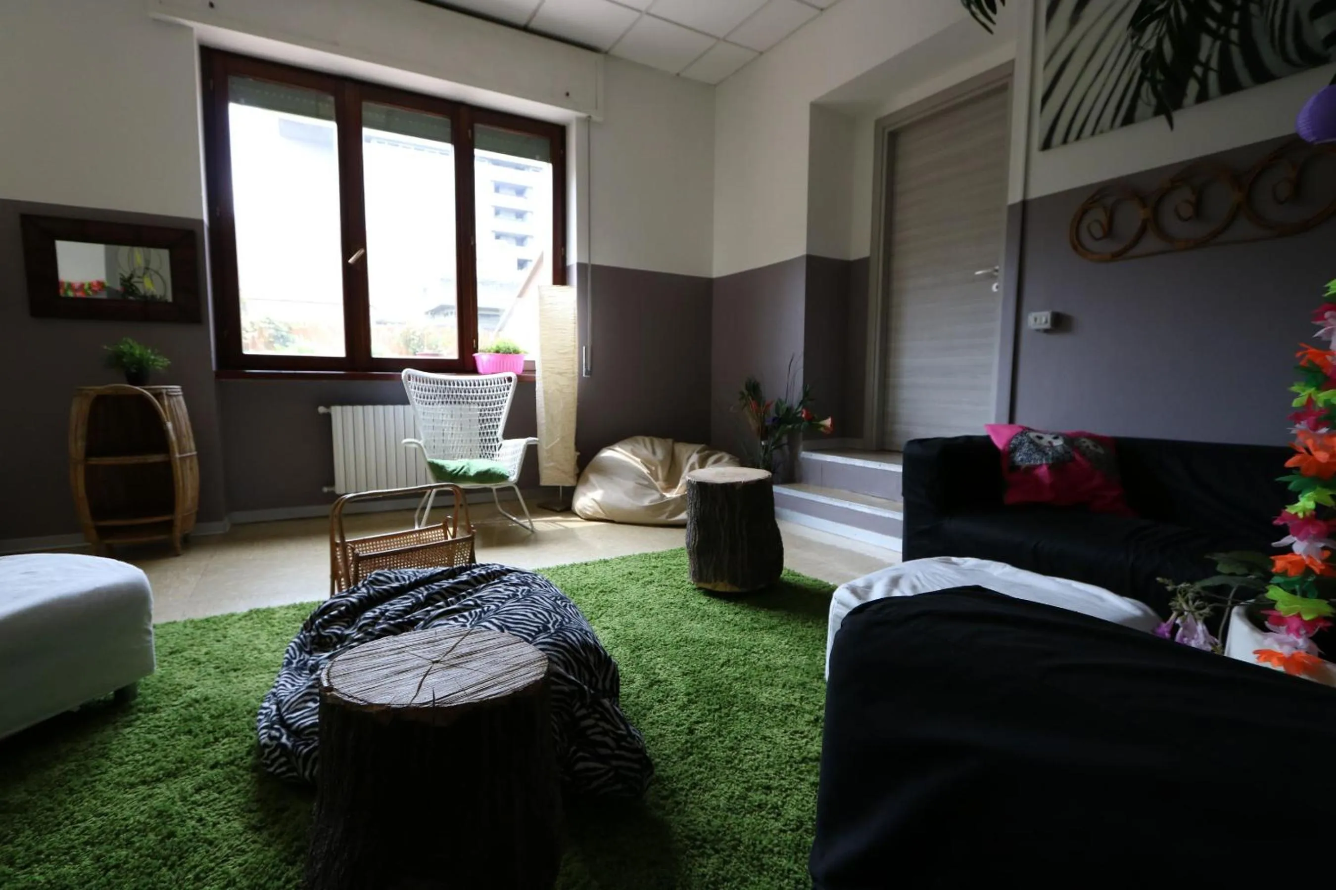 Area and facilities in Panda Hostel