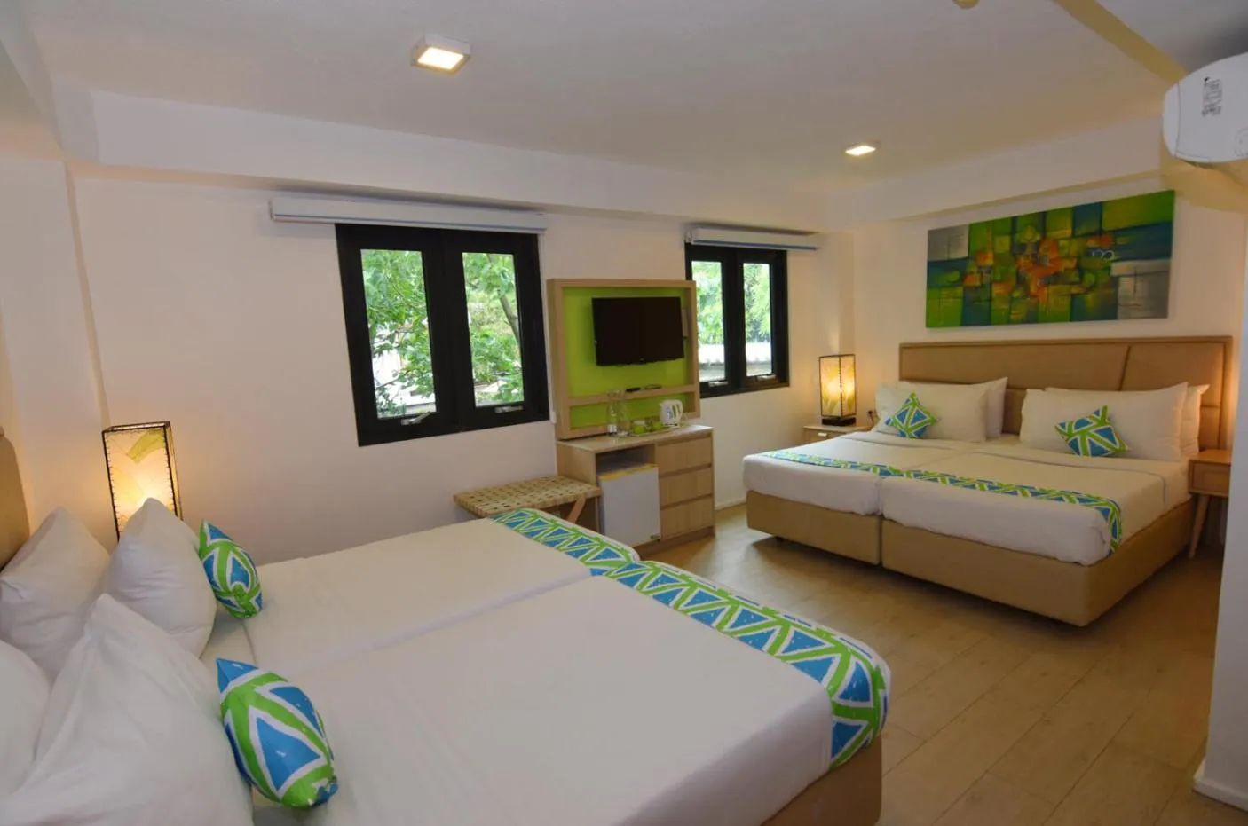 Bed in Lime Hotel Boracay