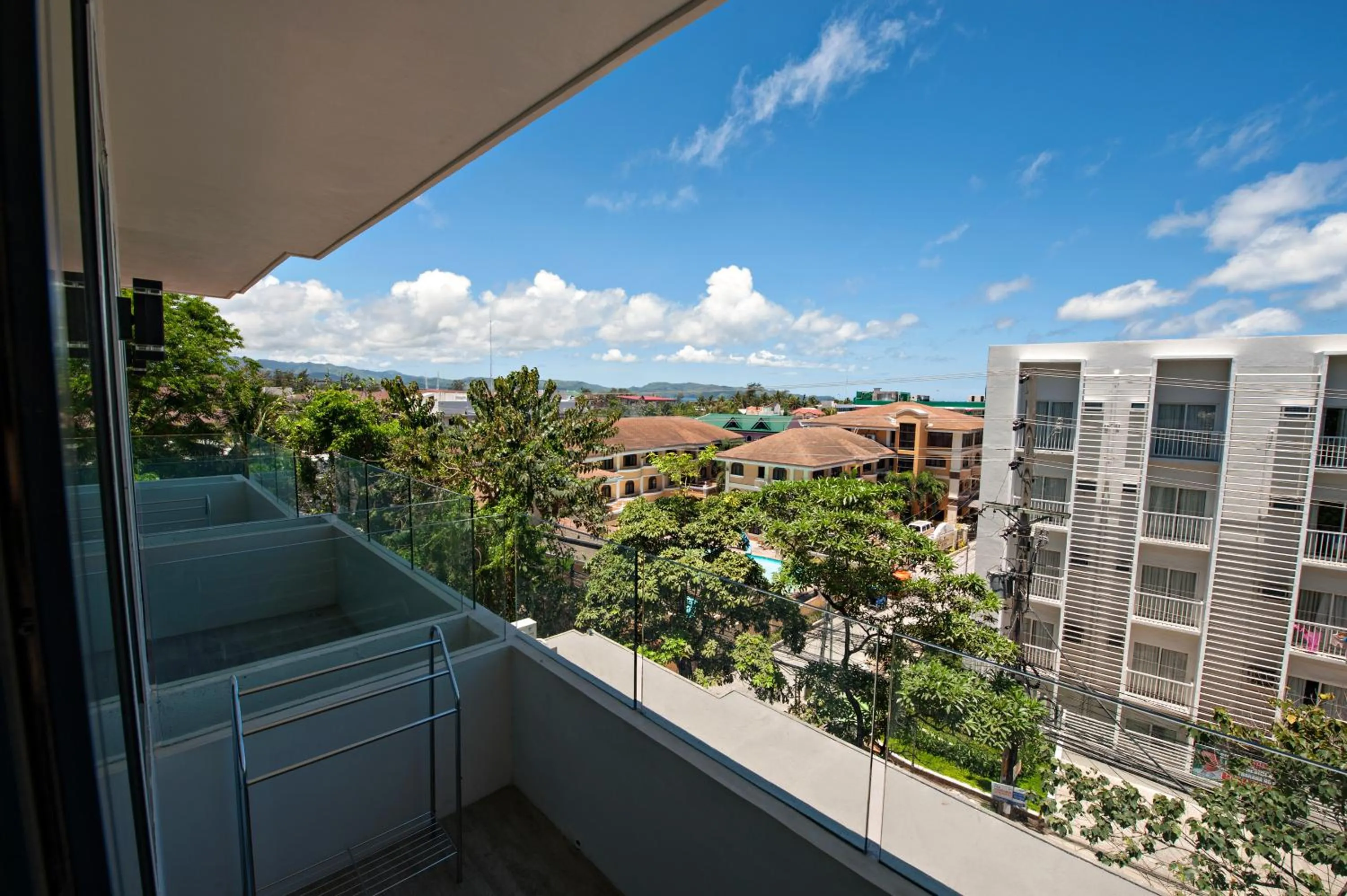 Day in Lime Hotel Boracay