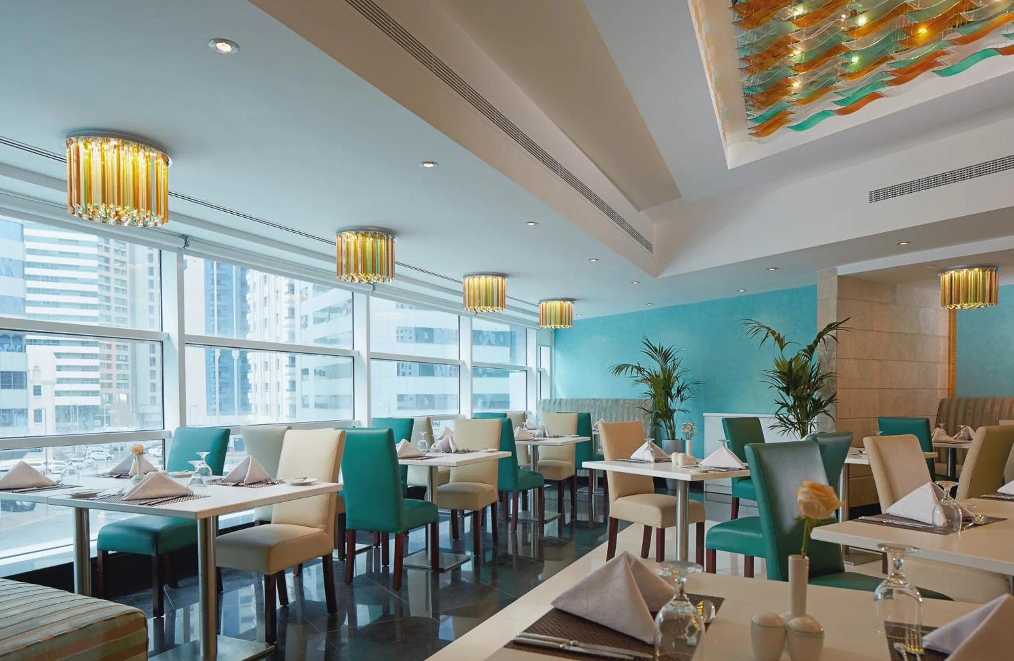 Restaurant/Places to Eat in Golden Tulip Downtown Abu Dhabi