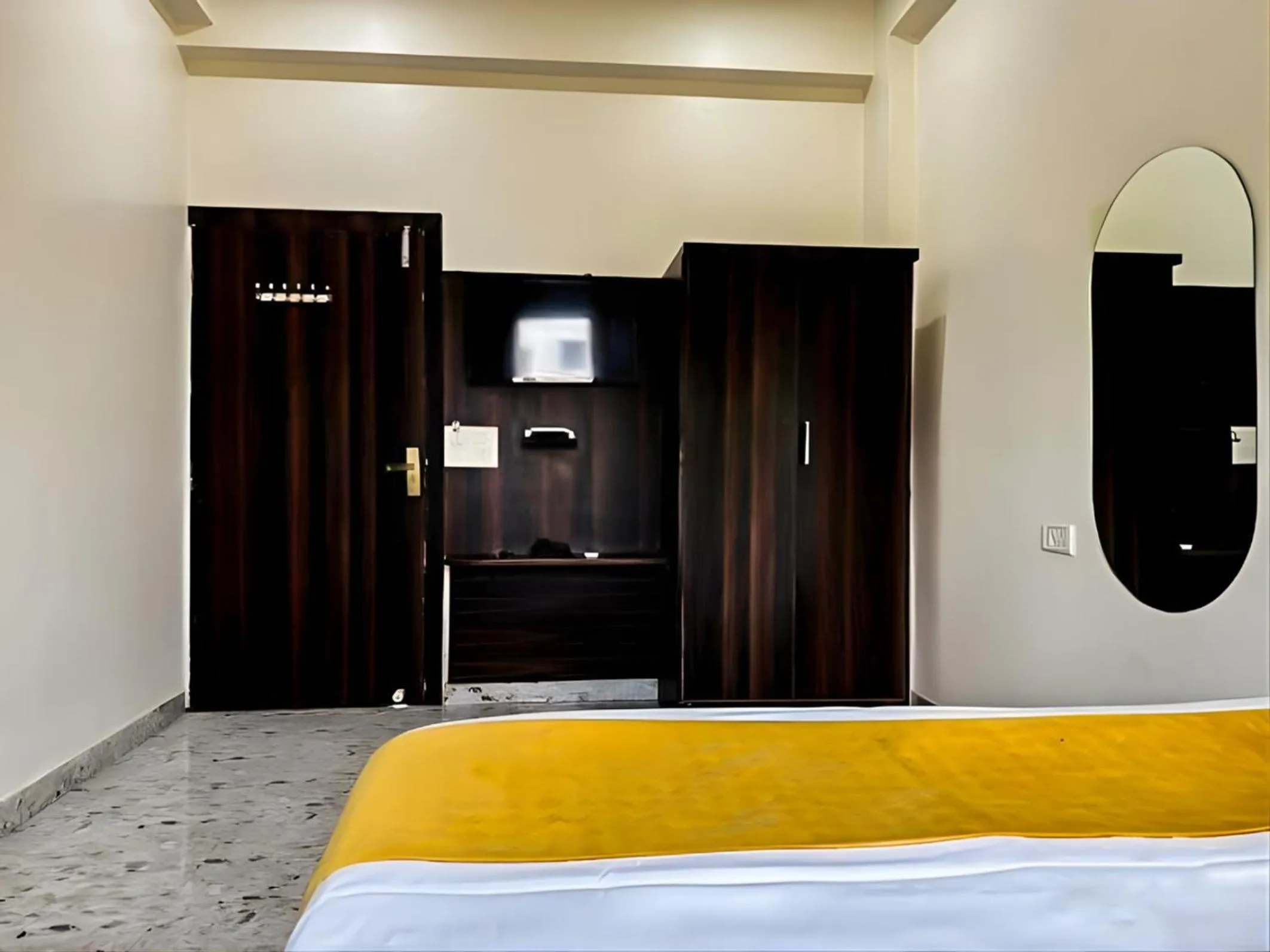 Bedroom, Bed in Hotel Vrinda Sarovar