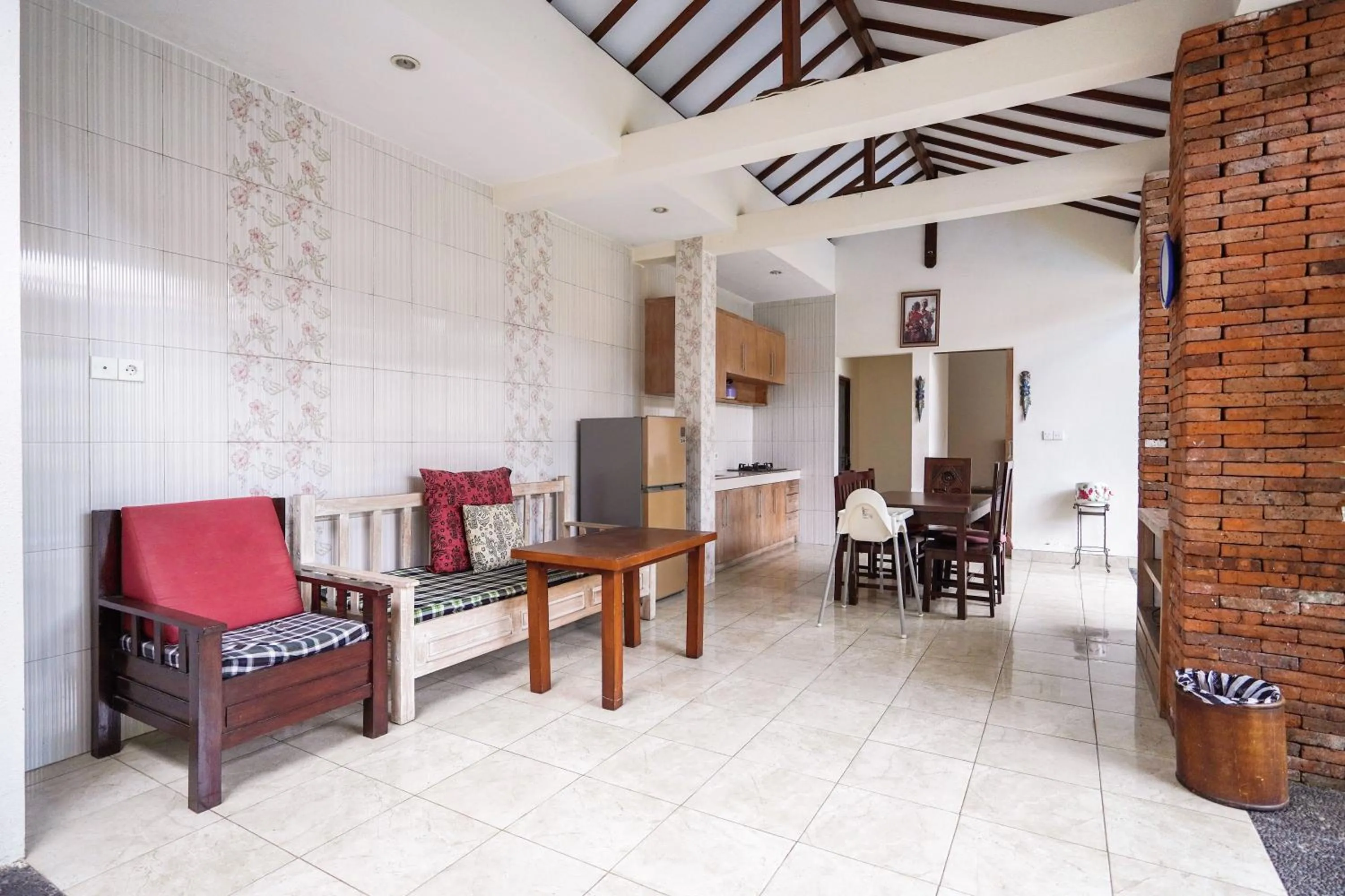 Kitchen or kitchenette in The Janan Villa