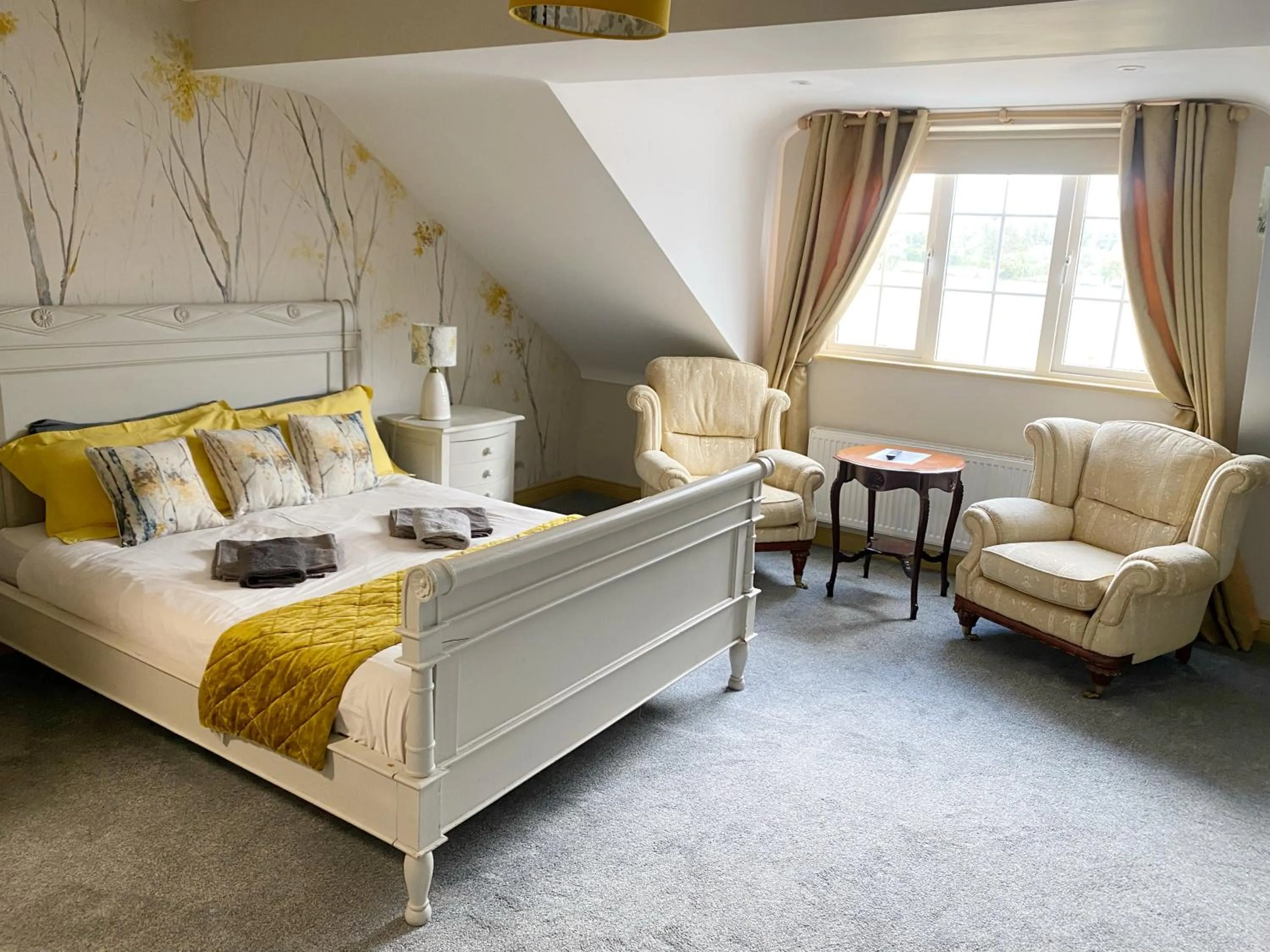 Bed in Dulrush Lodge Guest House, Restaurant and Self-Catering