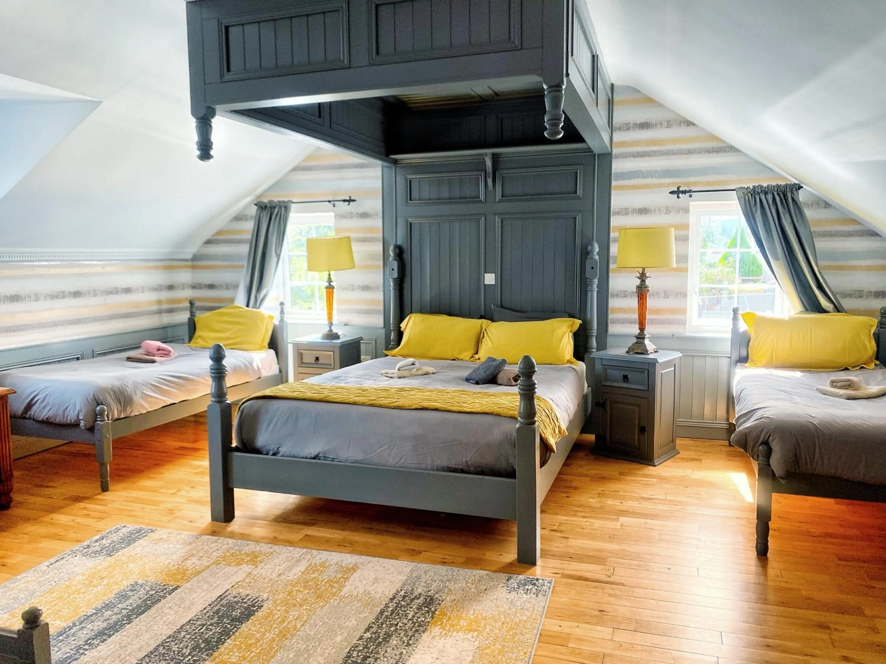 Bed in Dulrush Lodge Guest House, Restaurant and Self-Catering