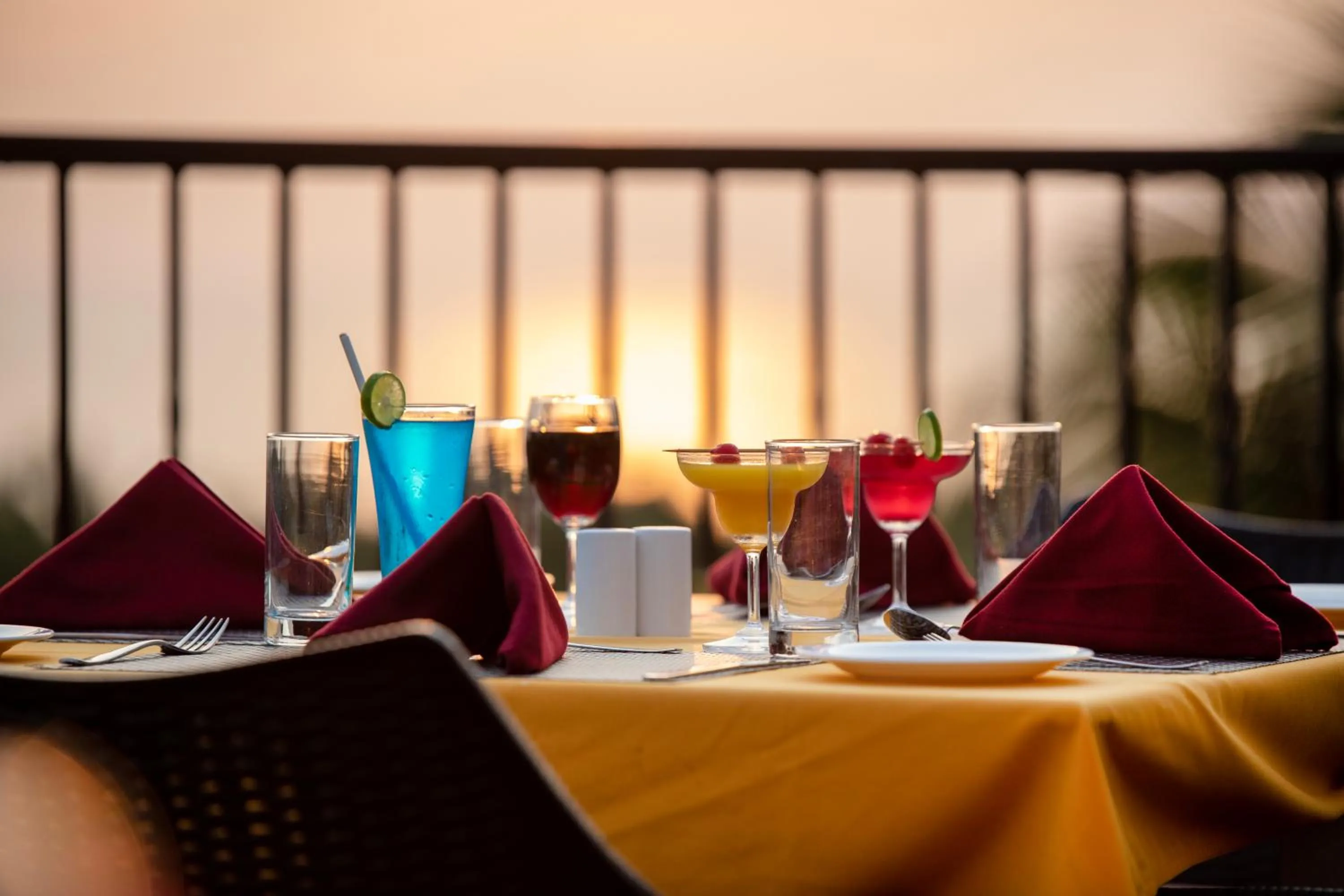 Restaurant/places to eat in Seashell Suites and Villas- Candolim Goa