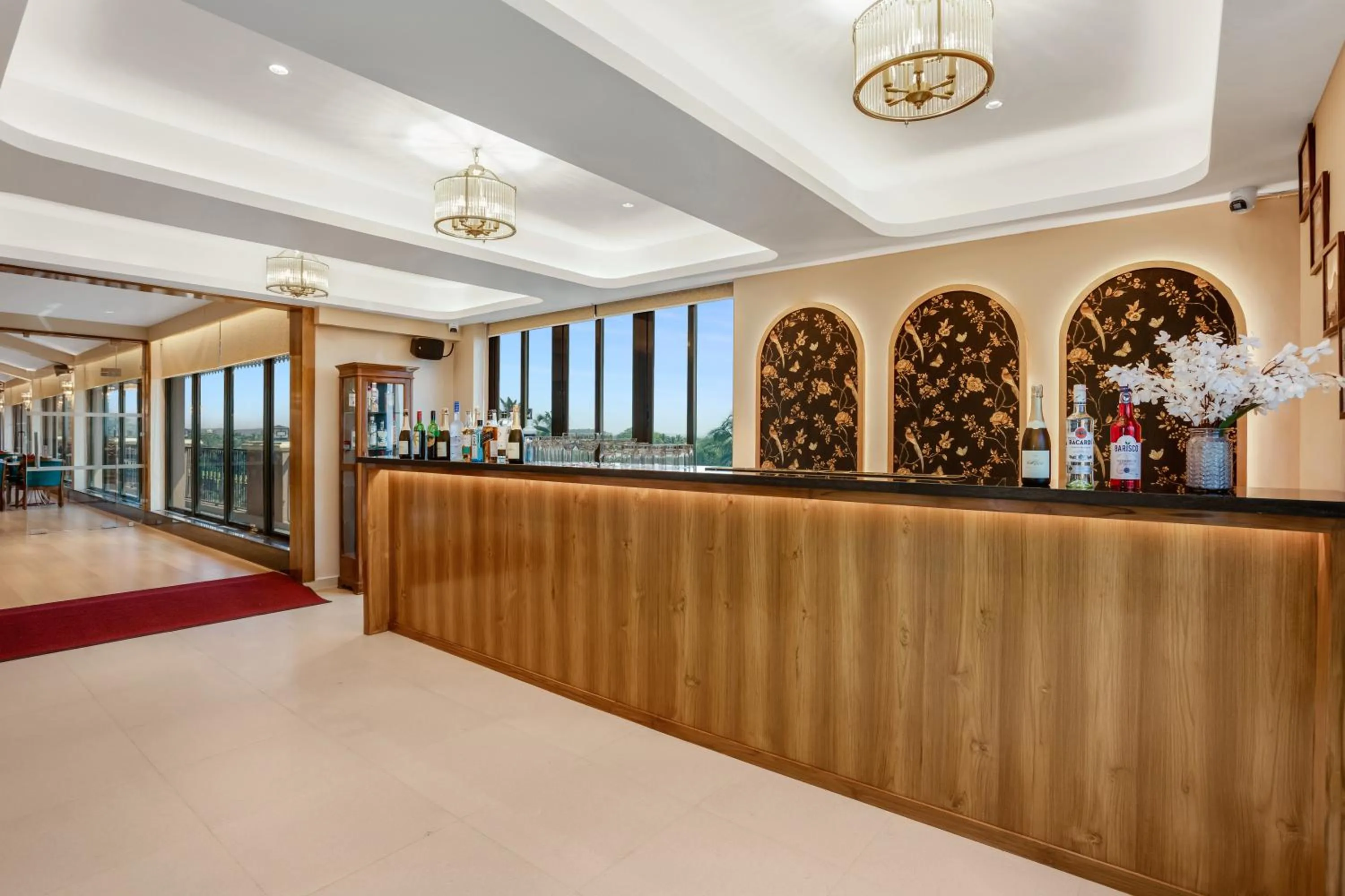 Lounge or bar in Seashell Suites and Villas- Candolim Goa