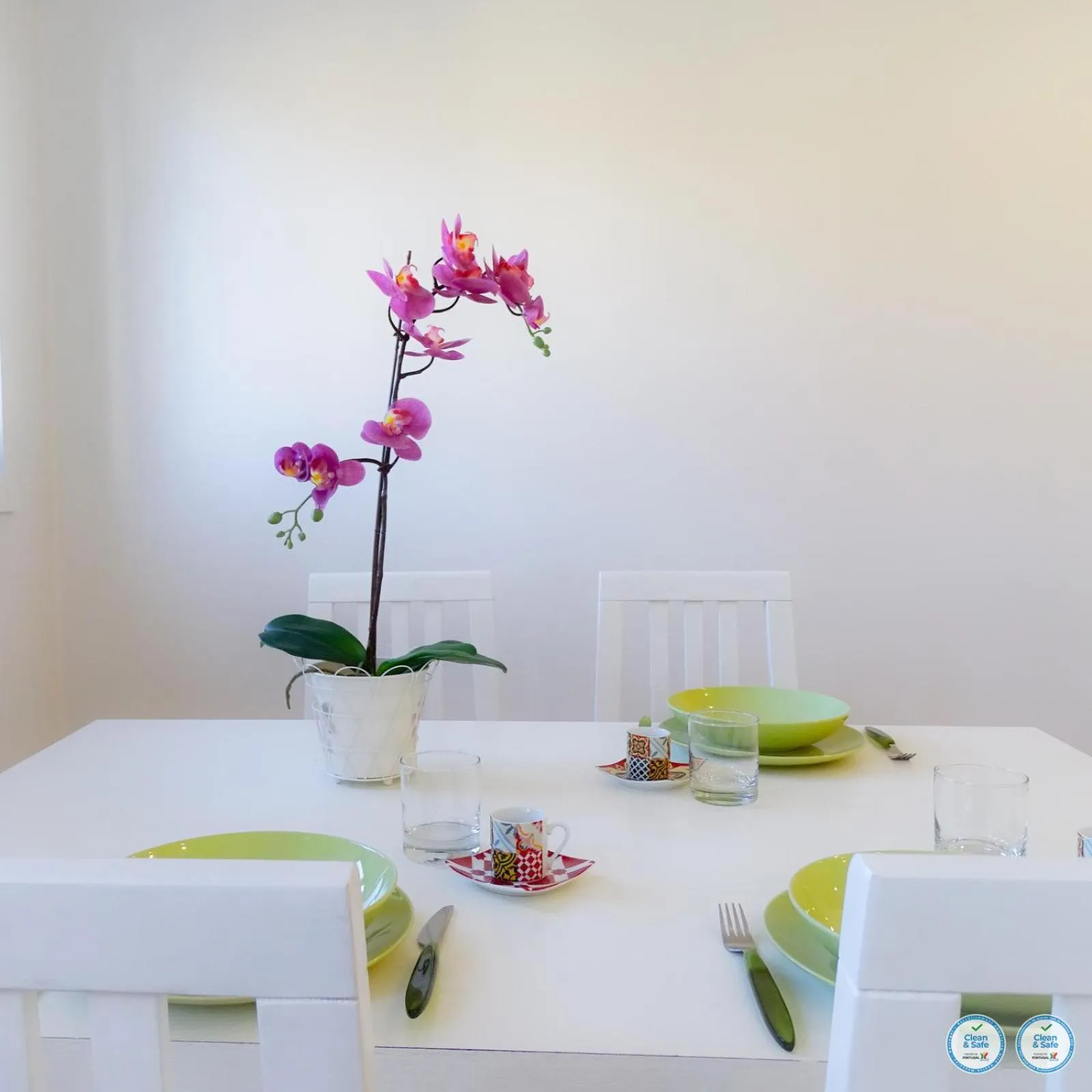 Dining area in RS Porto Campanha