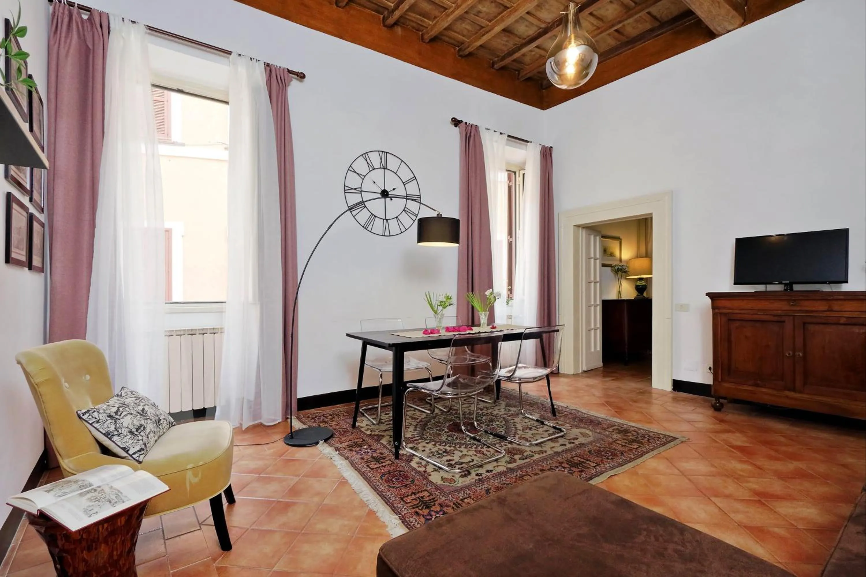 TV and multimedia in Bollo