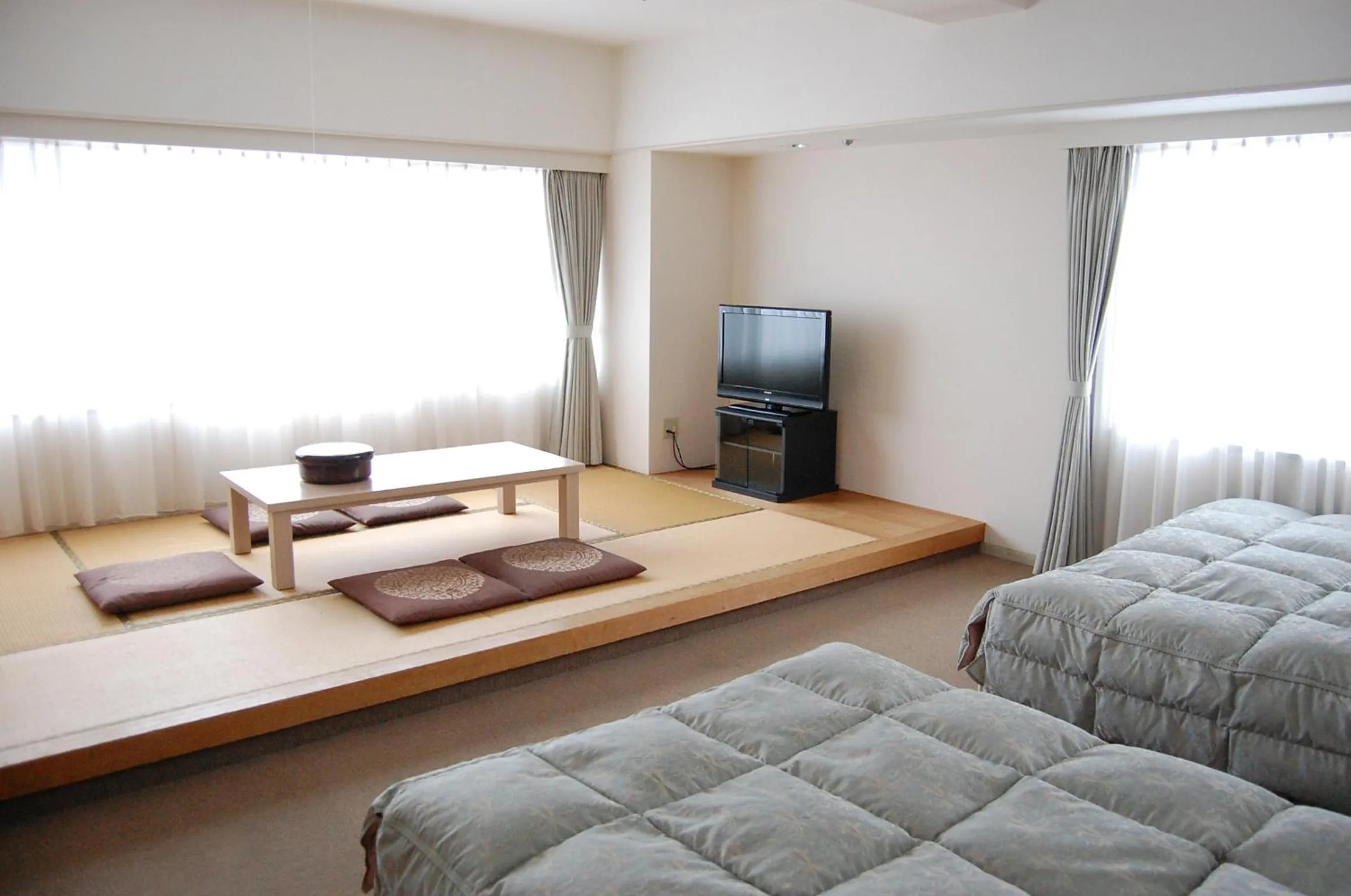 Photo of the whole room, Bed in Aomori Winery Hotel