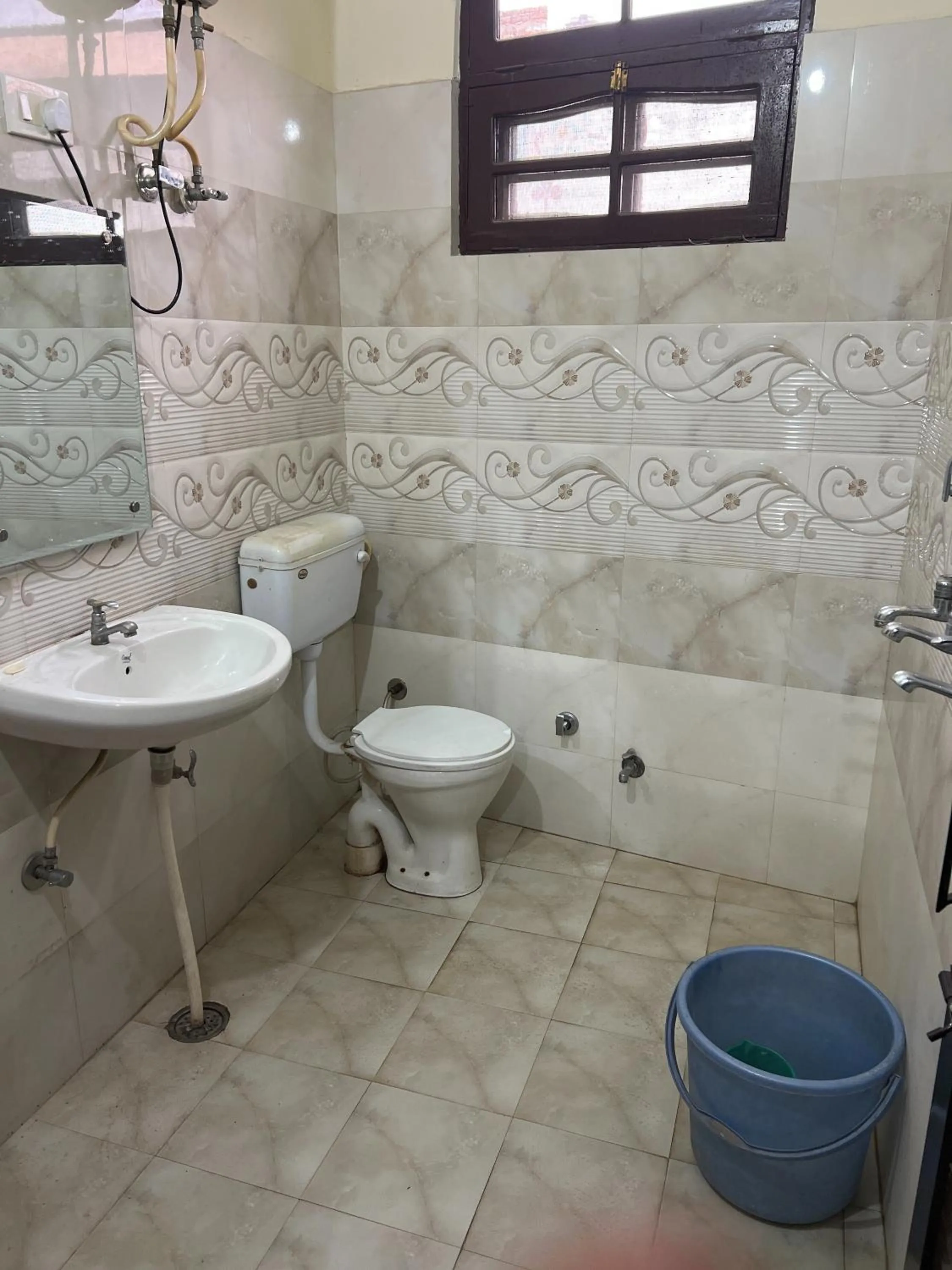 Bathroom in Hotel Blessing Inn