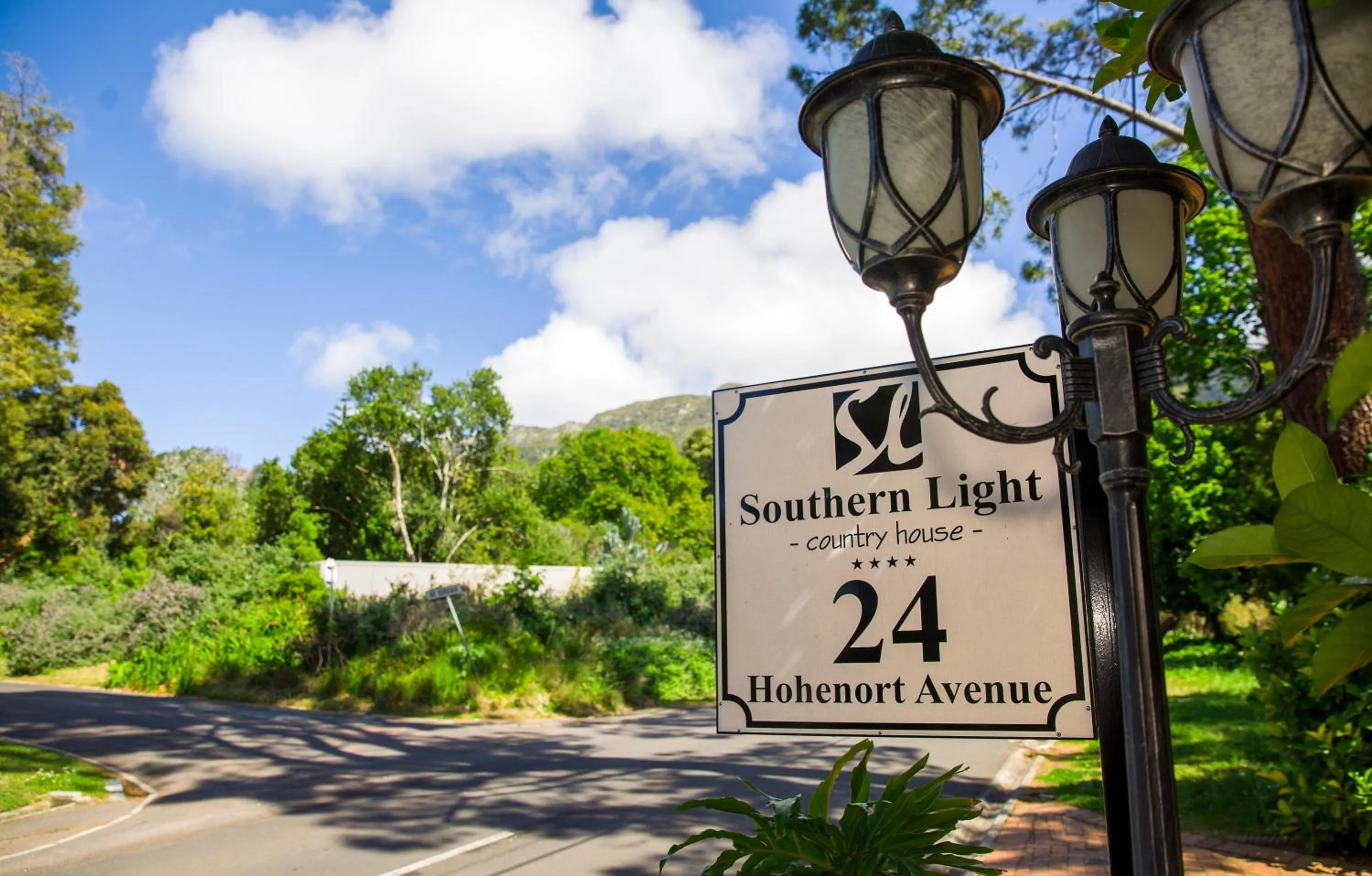 Property building in Southern Light Country House