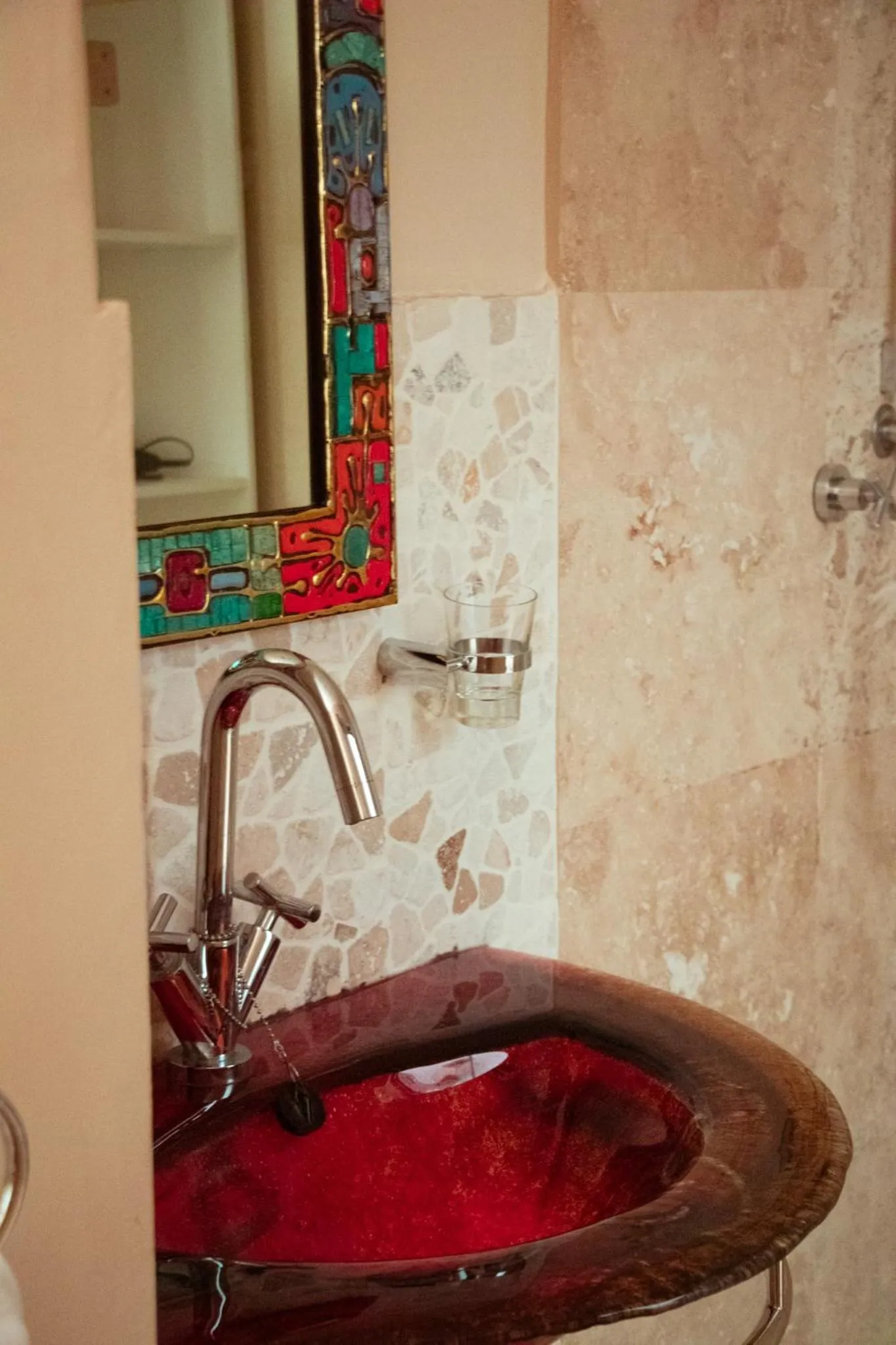 Shower in Southern Light Country House