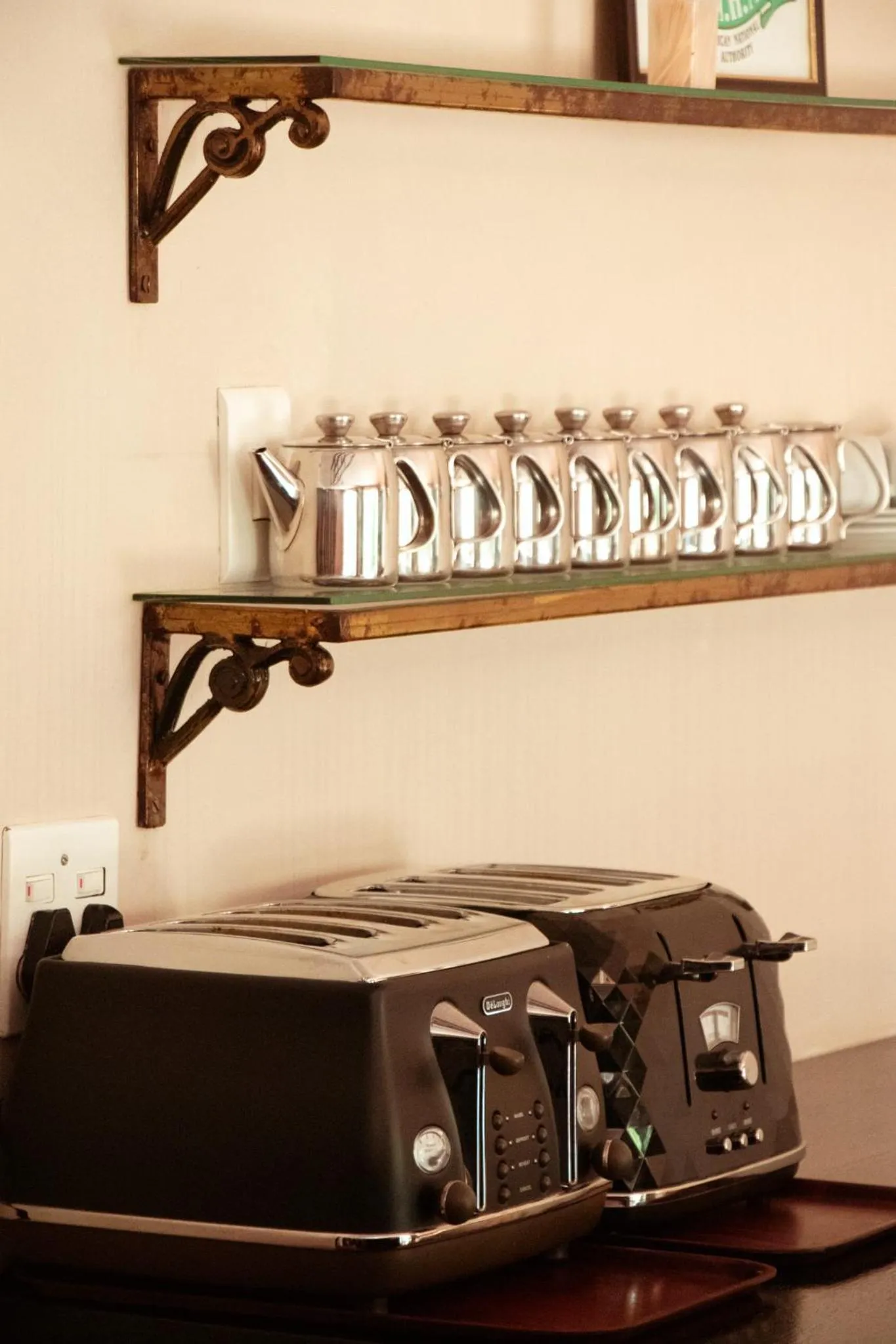 Restaurant/places to eat in Southern Light Country House