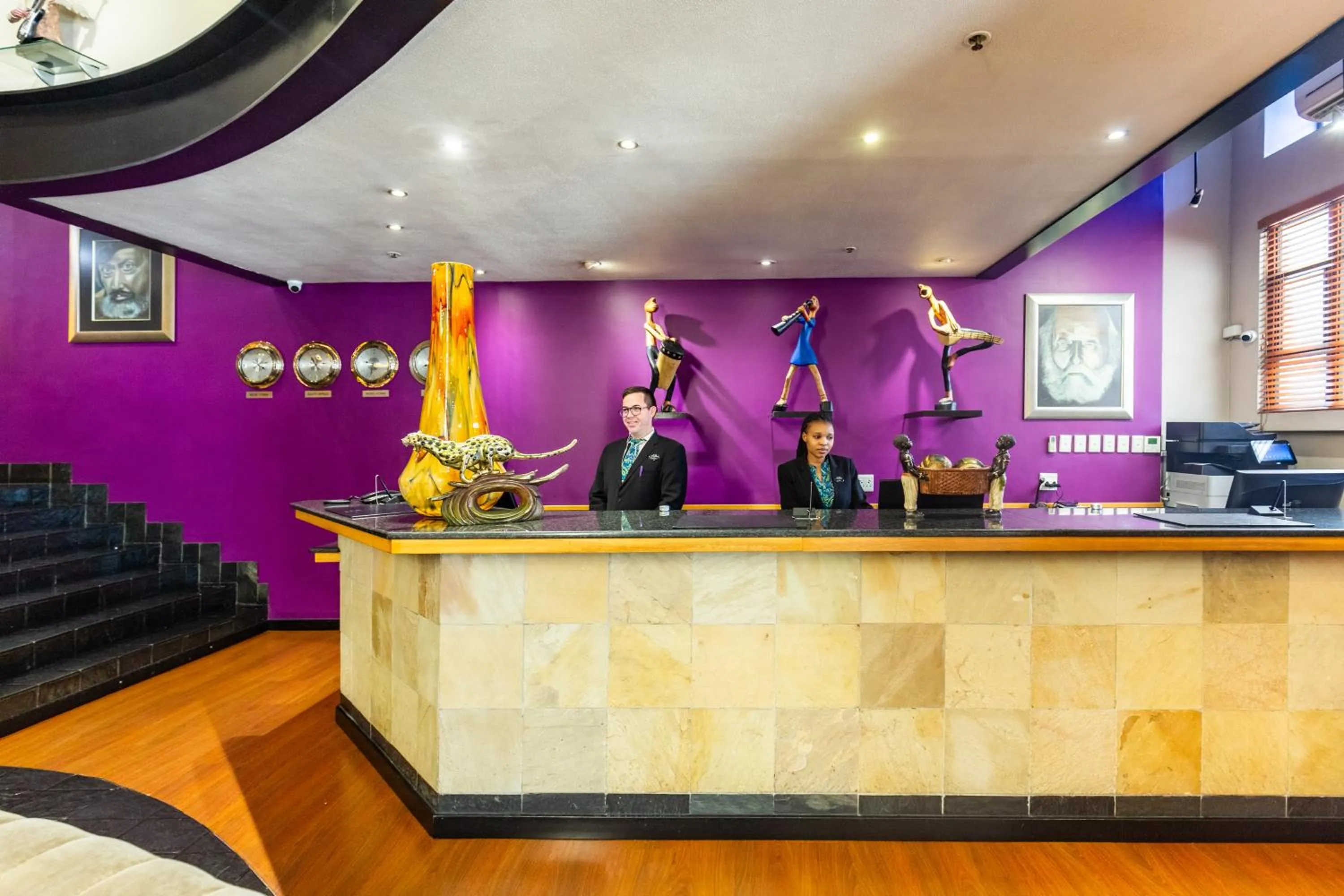 Lobby or reception in Cape Town Lodge Hotel