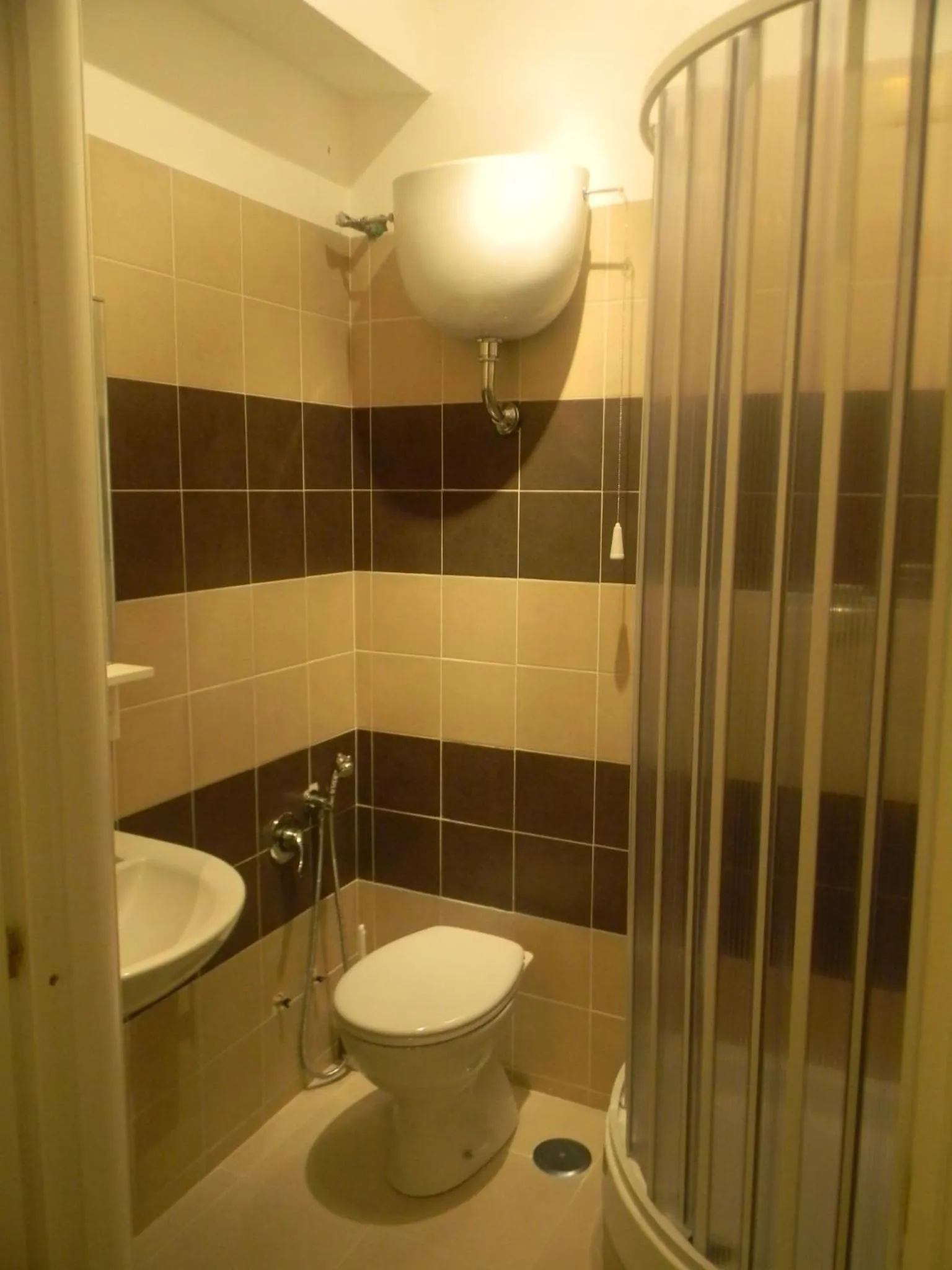 Bathroom in Morgagni House