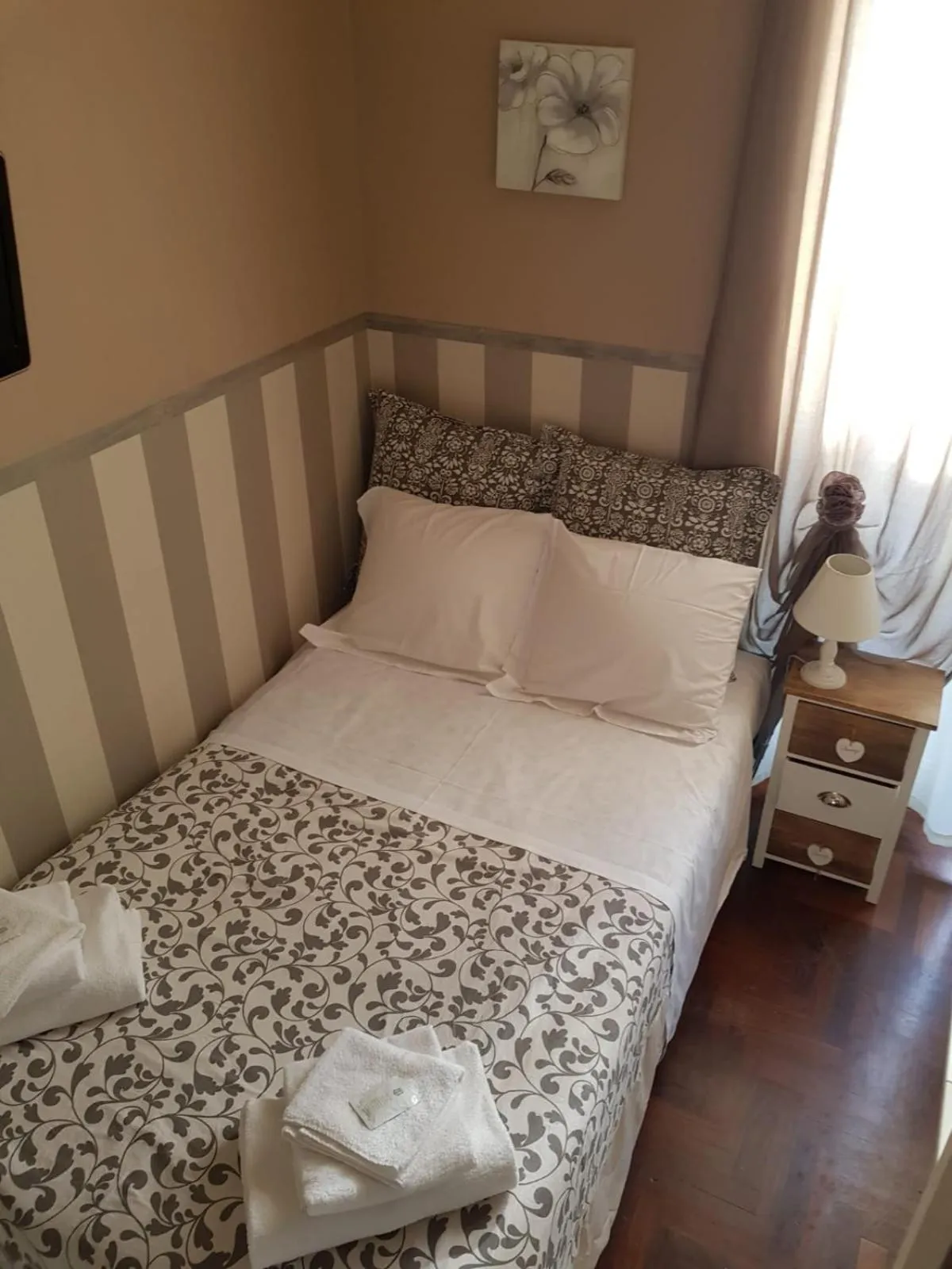 Bed in Morgagni House