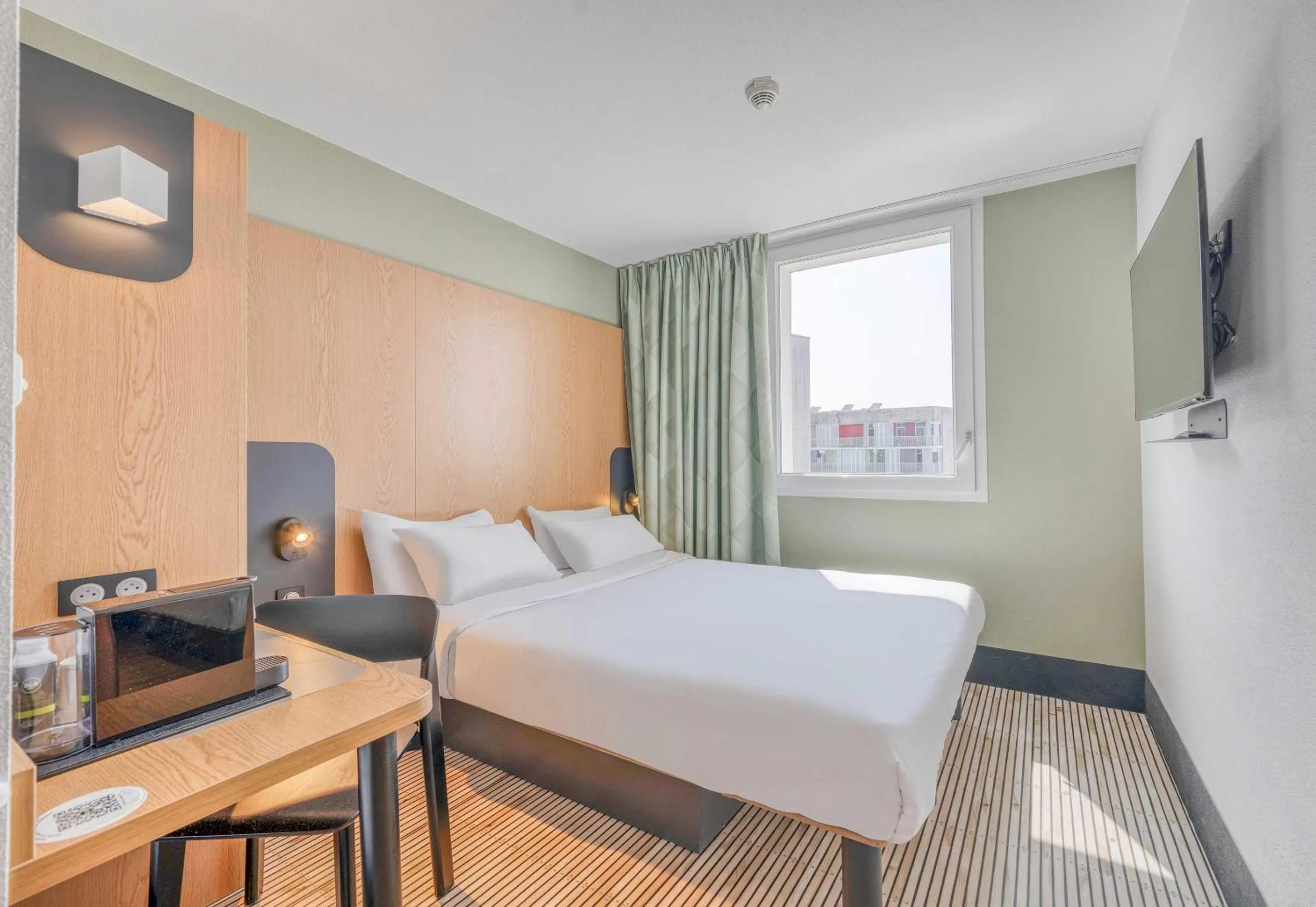 Bedroom, Bed in B&B HOTEL Bordeaux Centre Bègles