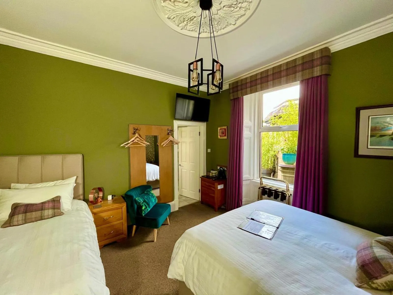 Bedroom, Bed in Ravenswood Guest House