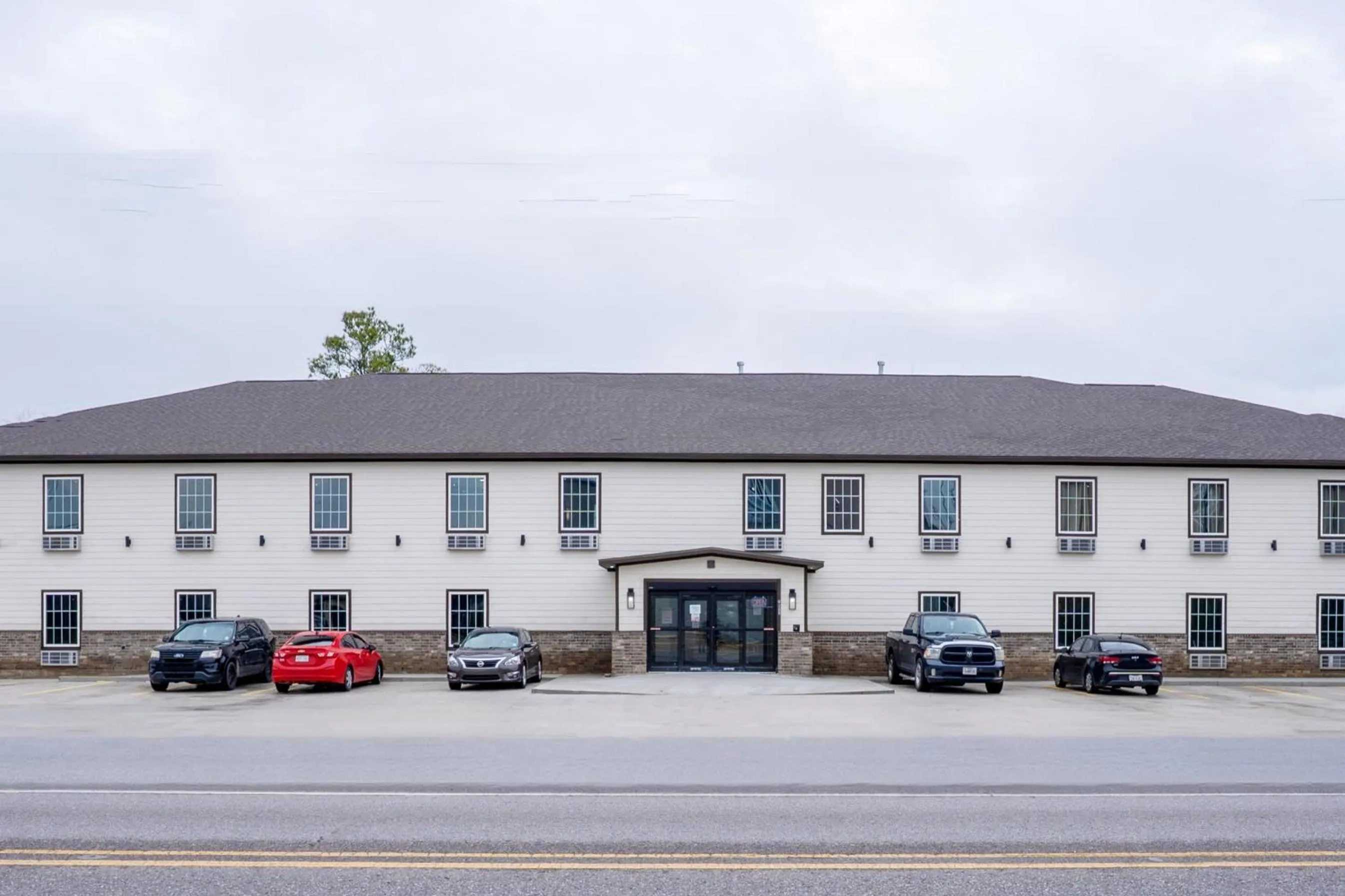 Property building in Efficiency De Luxe Sulphur Near Lake Charles I 10