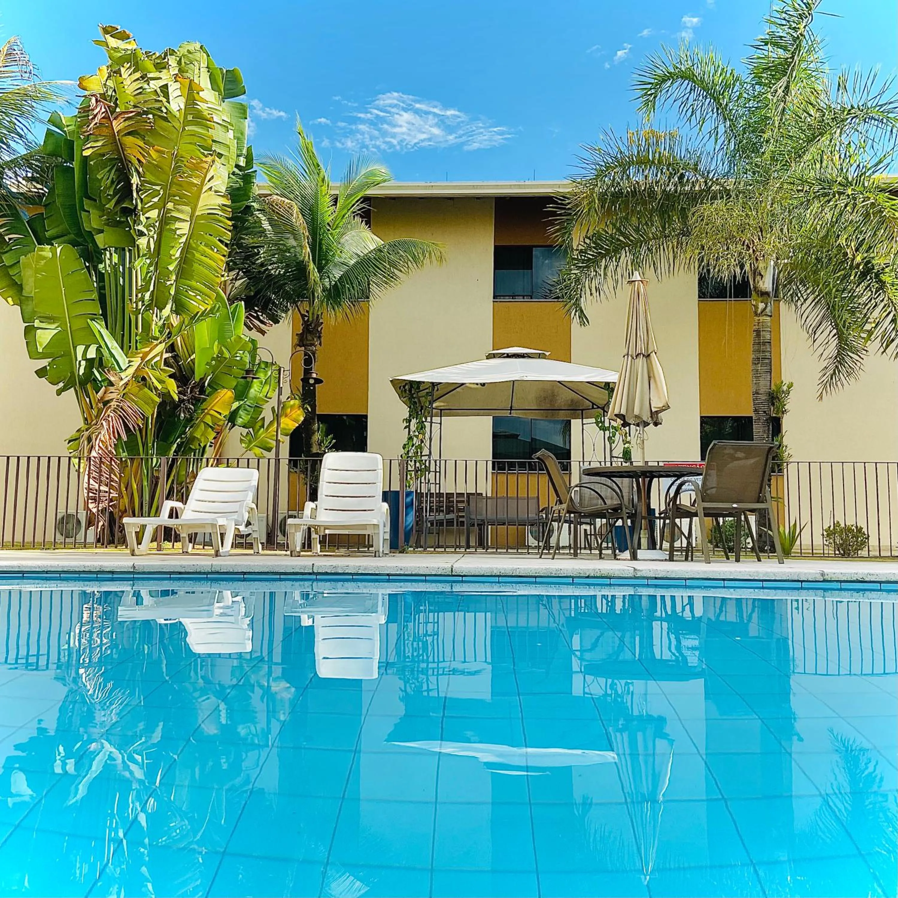 Swimming pool in Cegil Hotel Boulevard