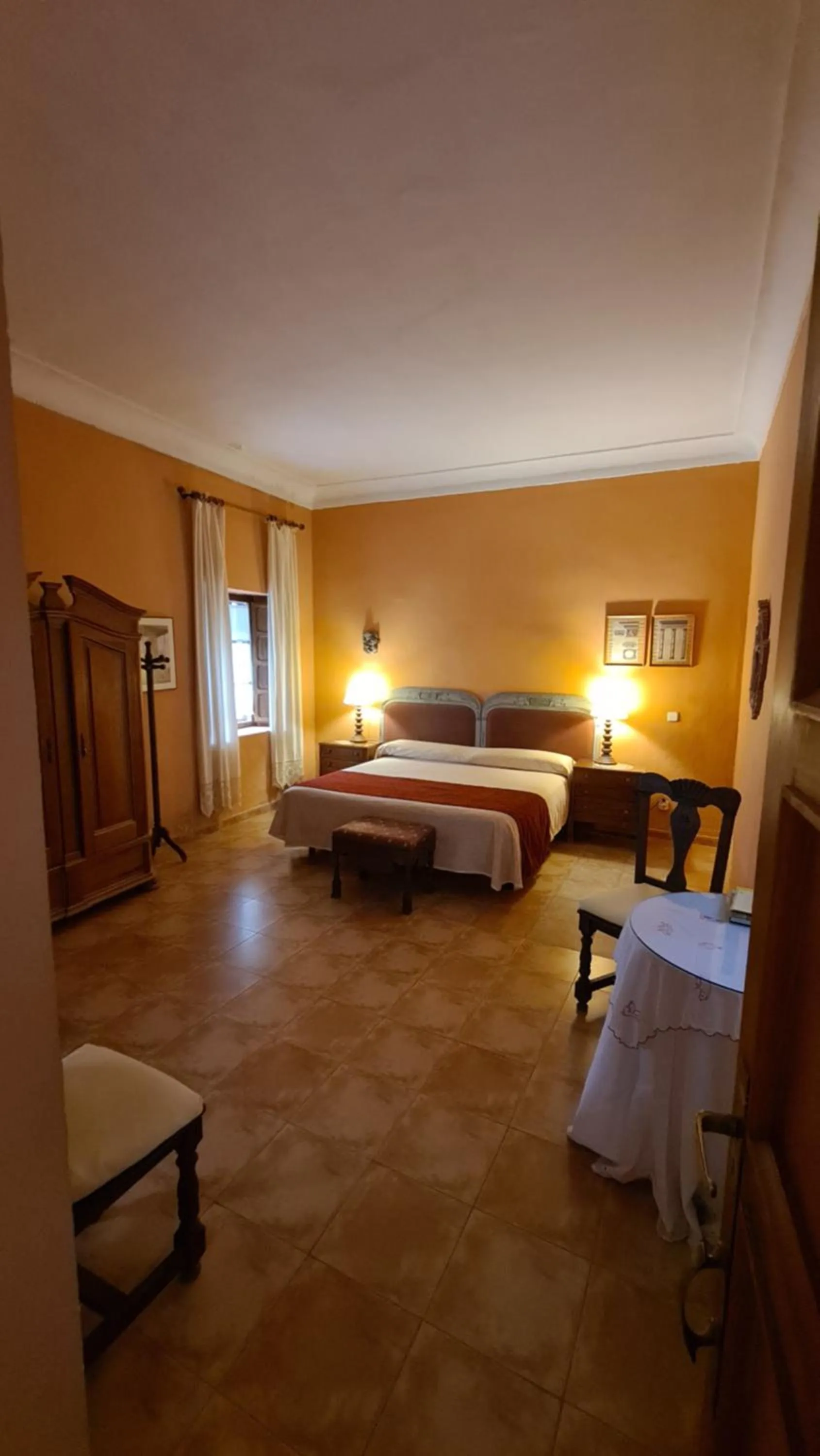 Bedroom, Bed in Casa Palacio Conde de Garcinarro