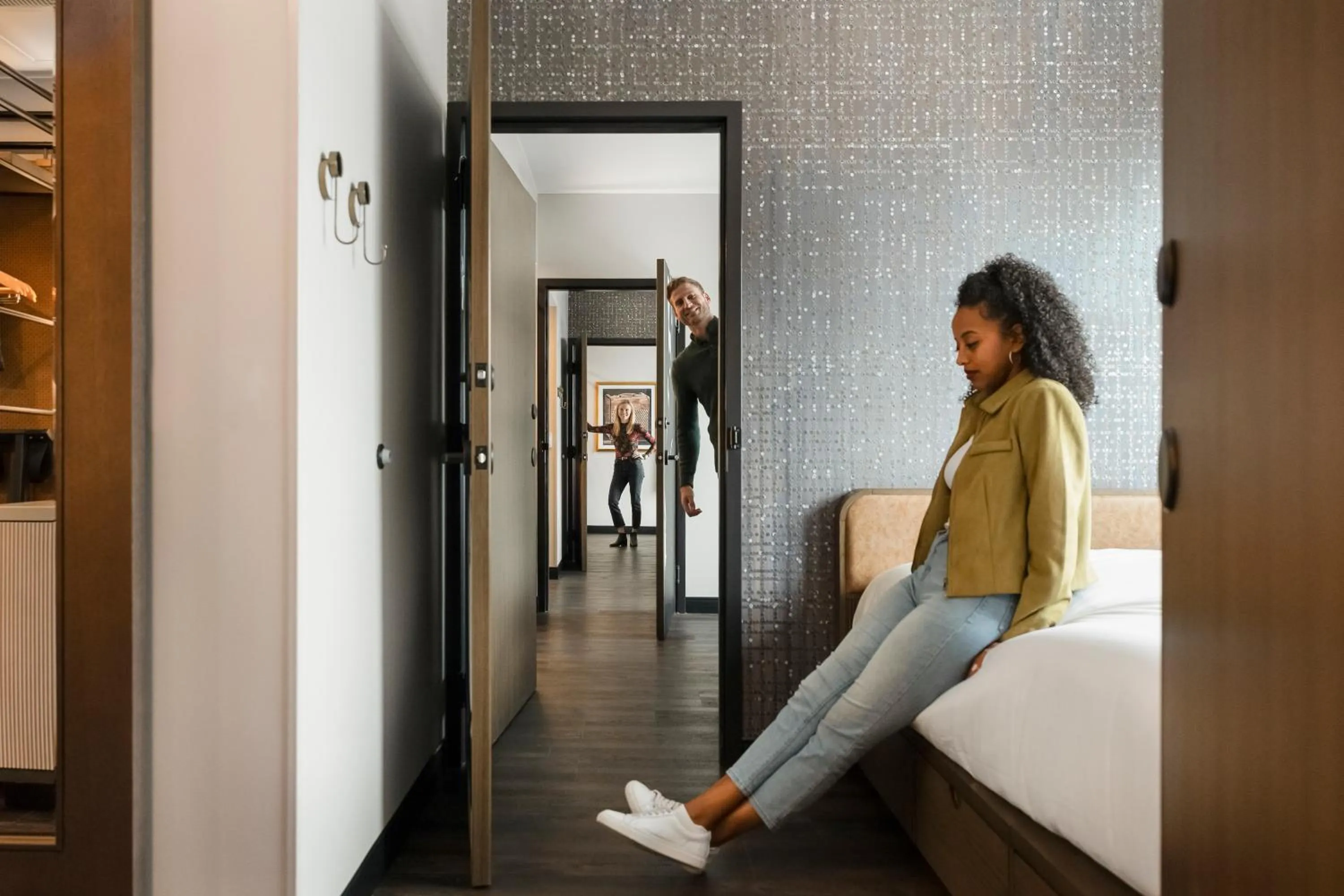 group of guests, Bed in Motto By Hilton Nashville Downtown