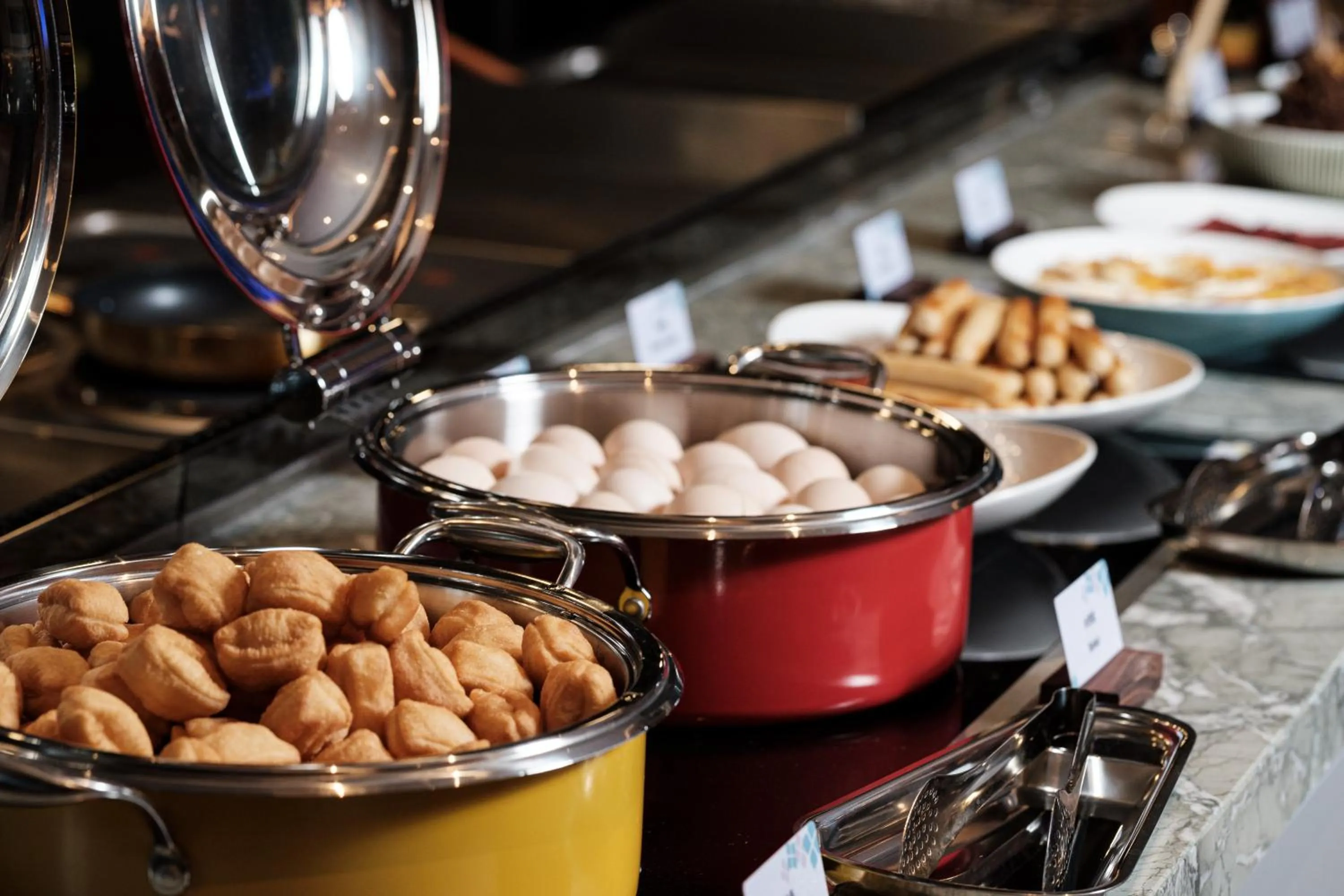 Restaurant/places to eat in Hilton Garden Inn Chengdu East Railway Station