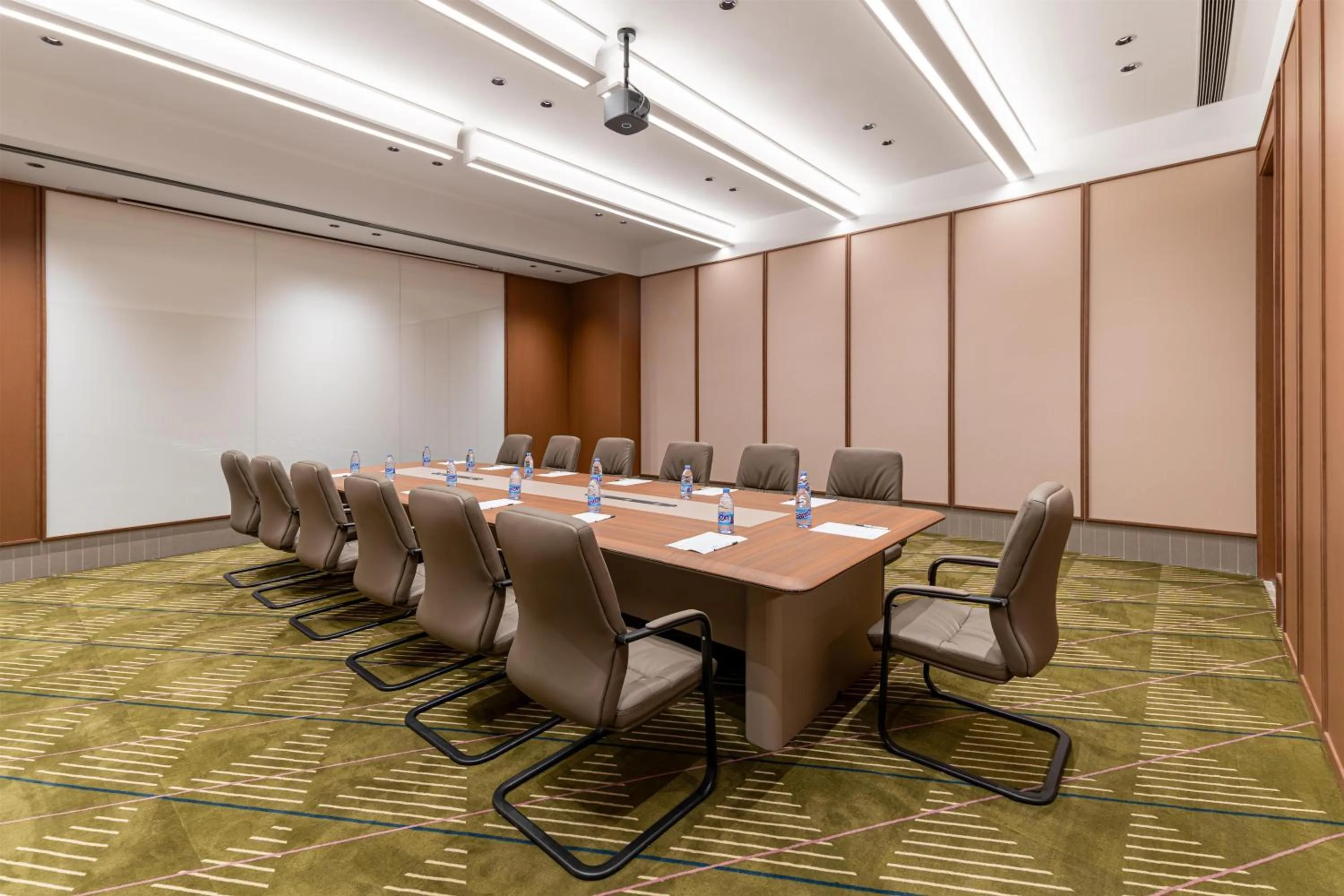 Meeting/conference room in Hilton Garden Inn Wuhu Economic Tech Zone