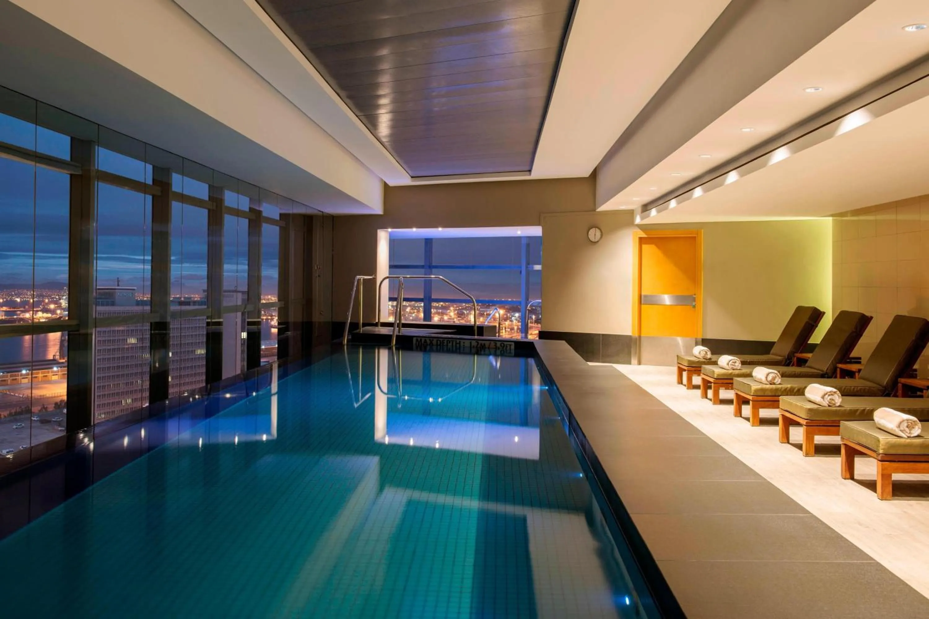 Swimming pool in The Westin Cape Town