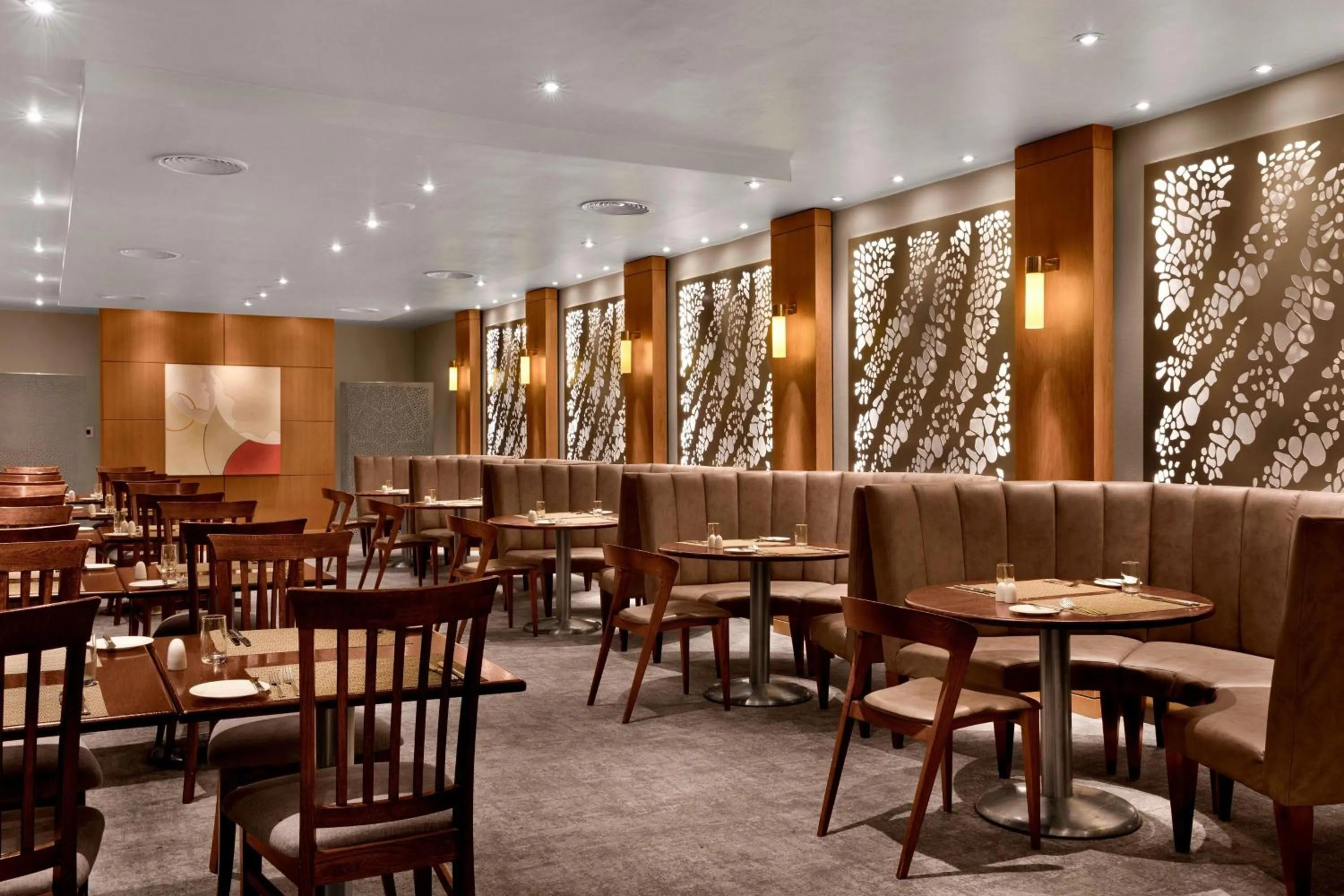 Restaurant/places to eat in The Westin Cape Town