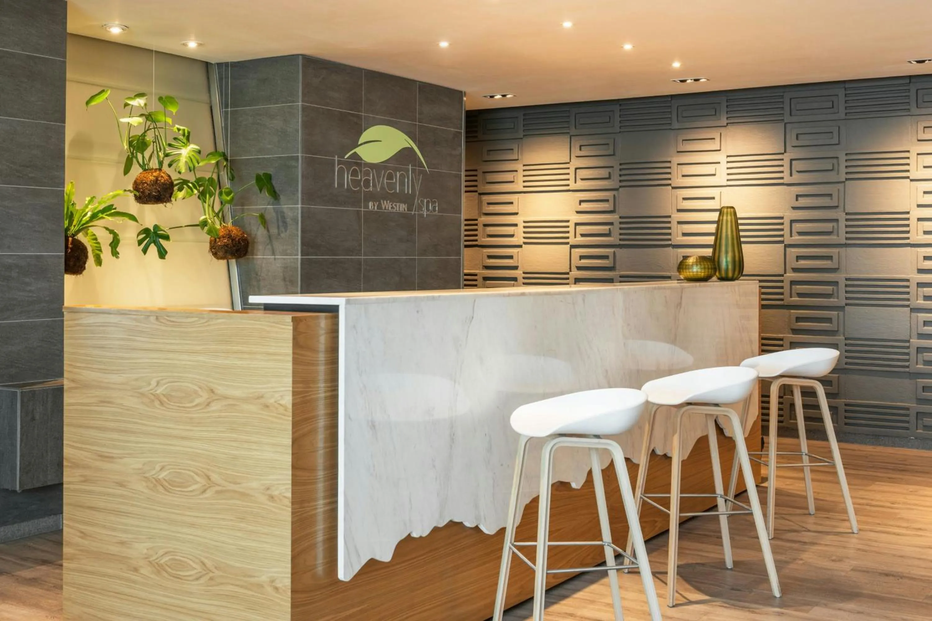 Lobby or reception in The Westin Cape Town