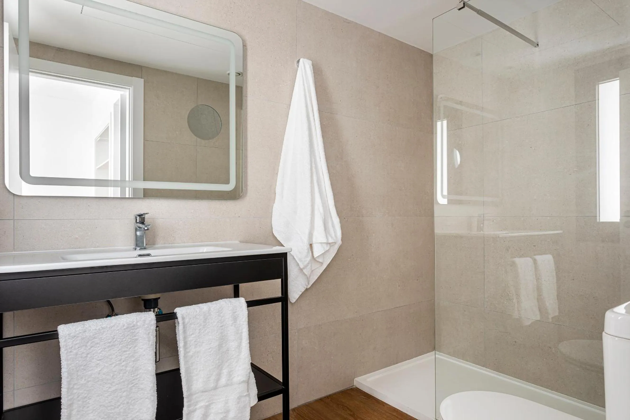 Bathroom in B48 Valencia Feria