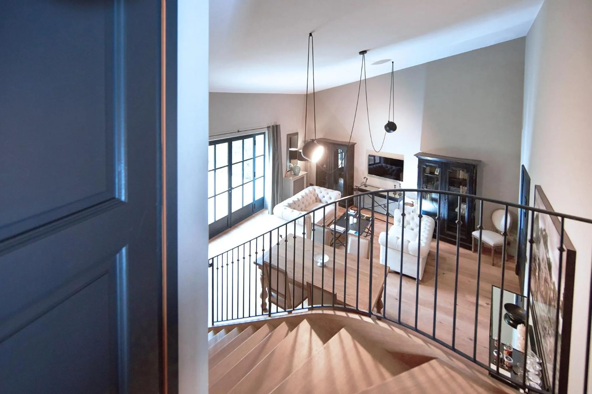 Living room, Bed in Domaine de Fontenille