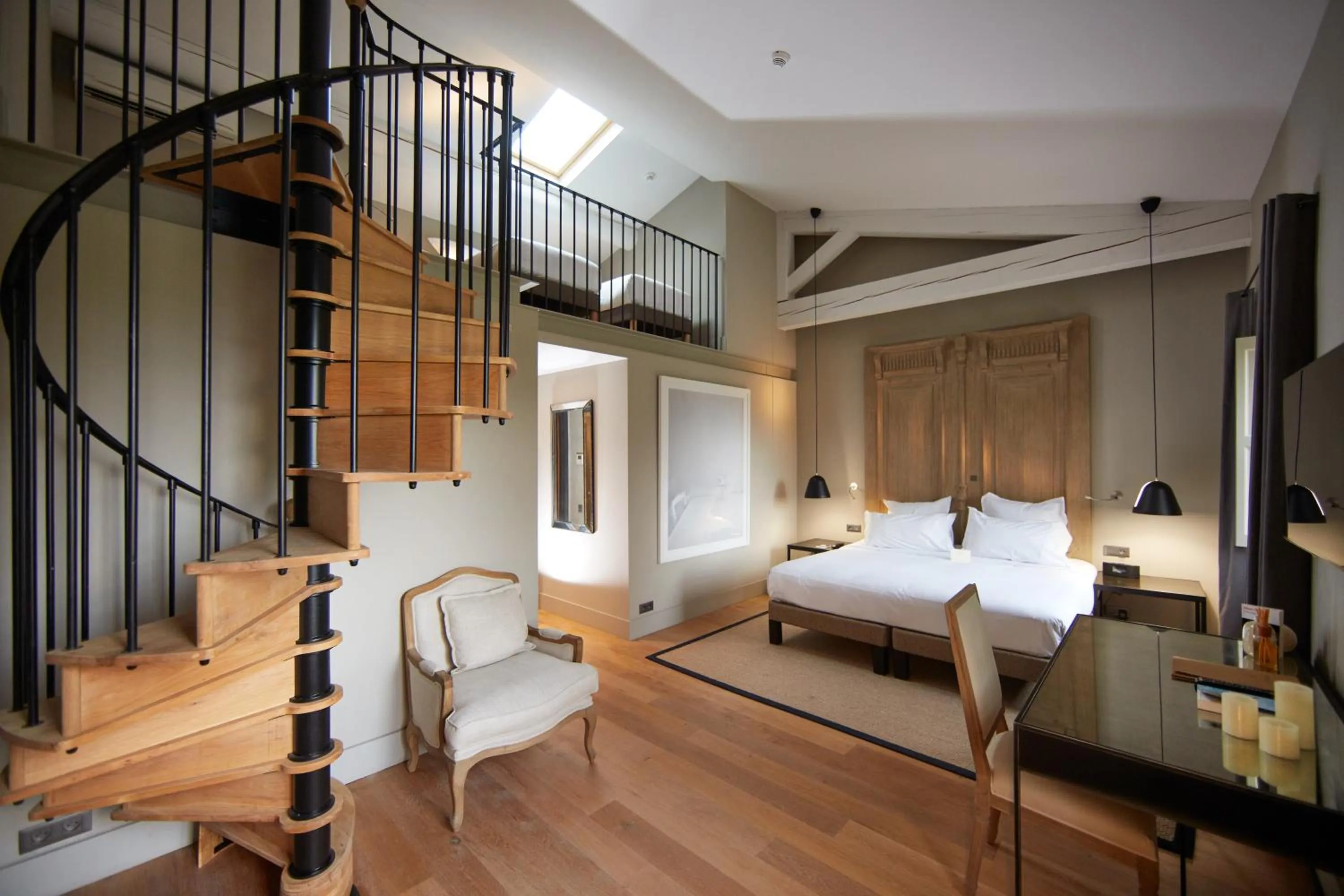 Bedroom, Bed in Domaine de Fontenille