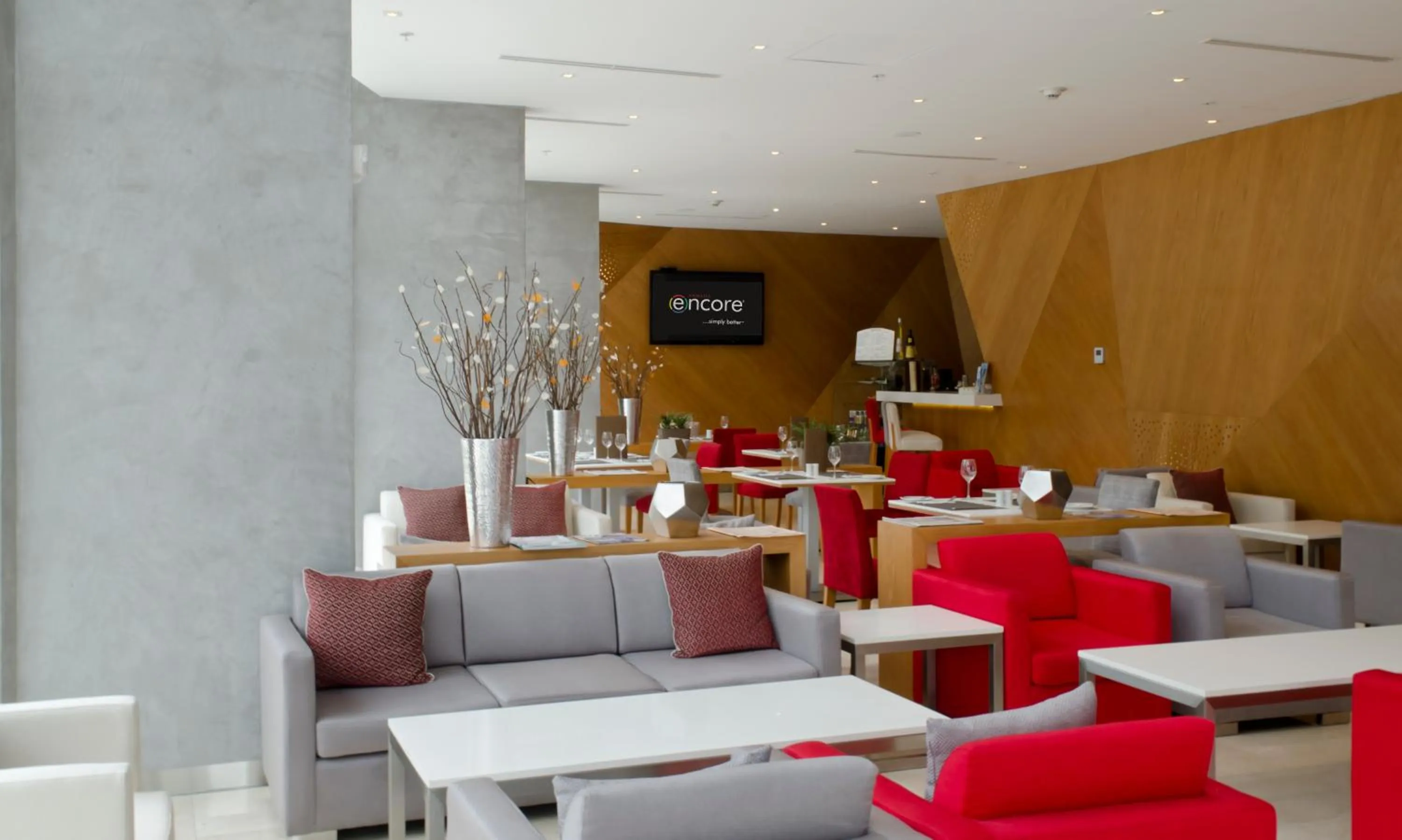 Lounge or bar in Ramada Encore by Wyndham Lima San Isidro