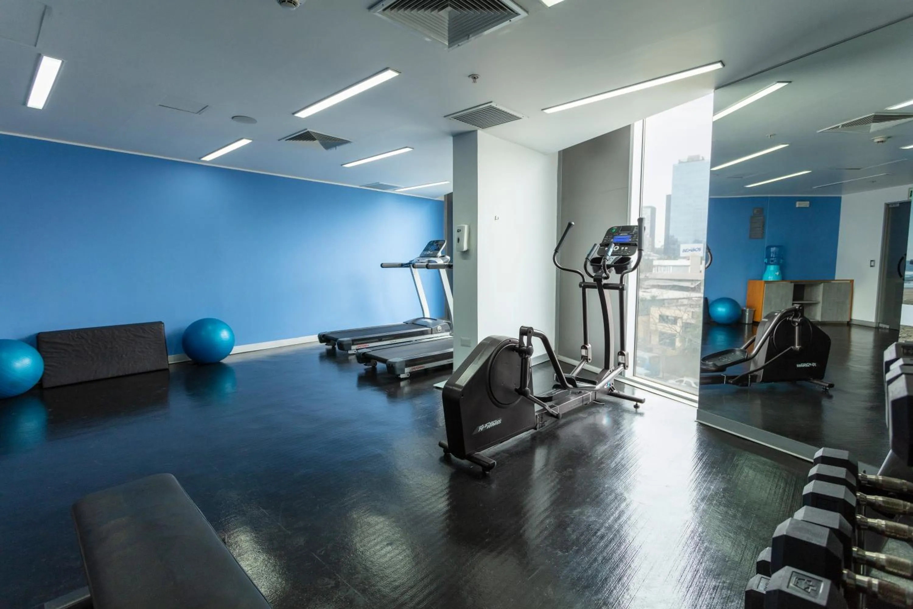 Fitness centre/facilities in Ramada Encore by Wyndham Lima San Isidro