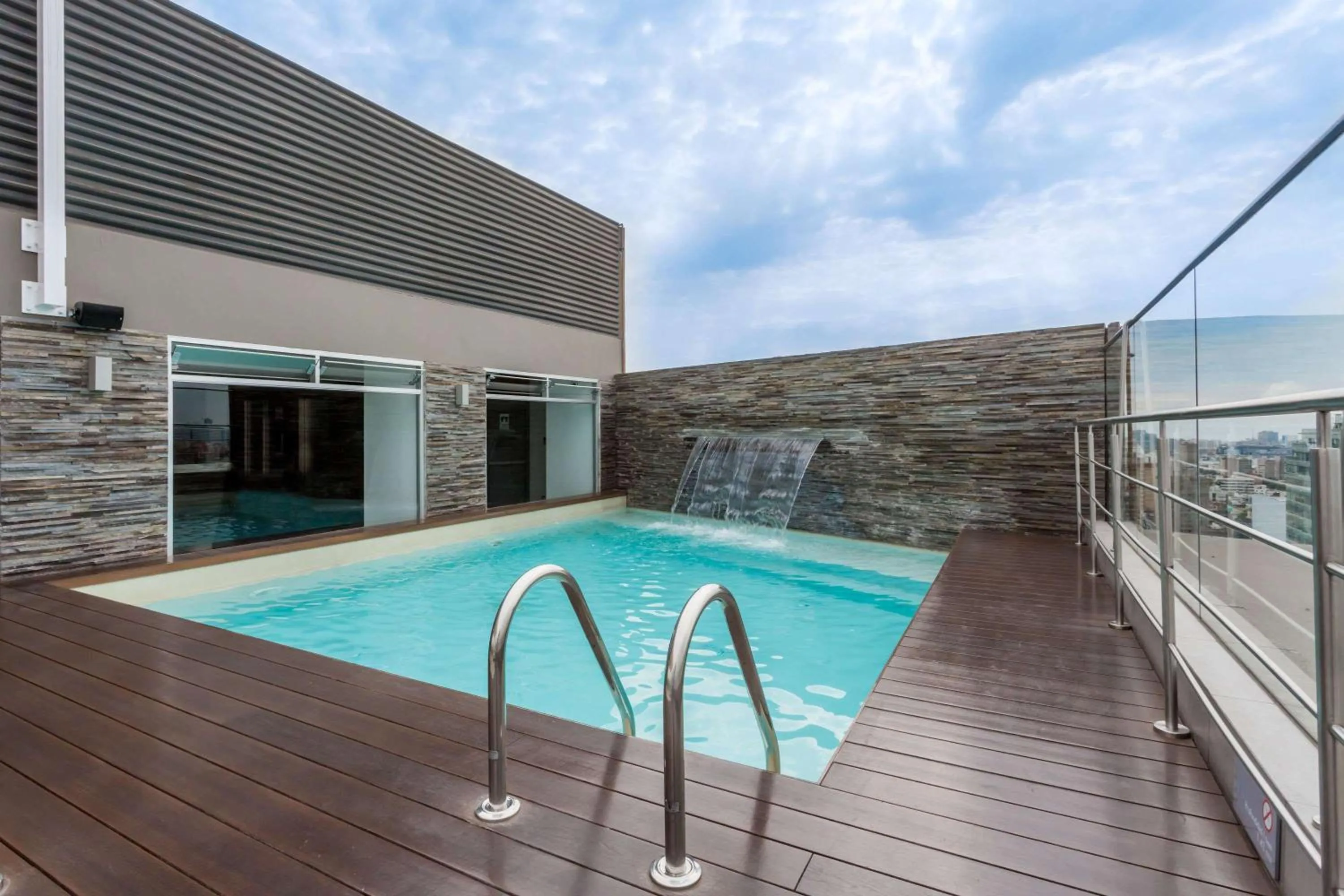 Balcony/Terrace in Ramada Encore by Wyndham Lima San Isidro