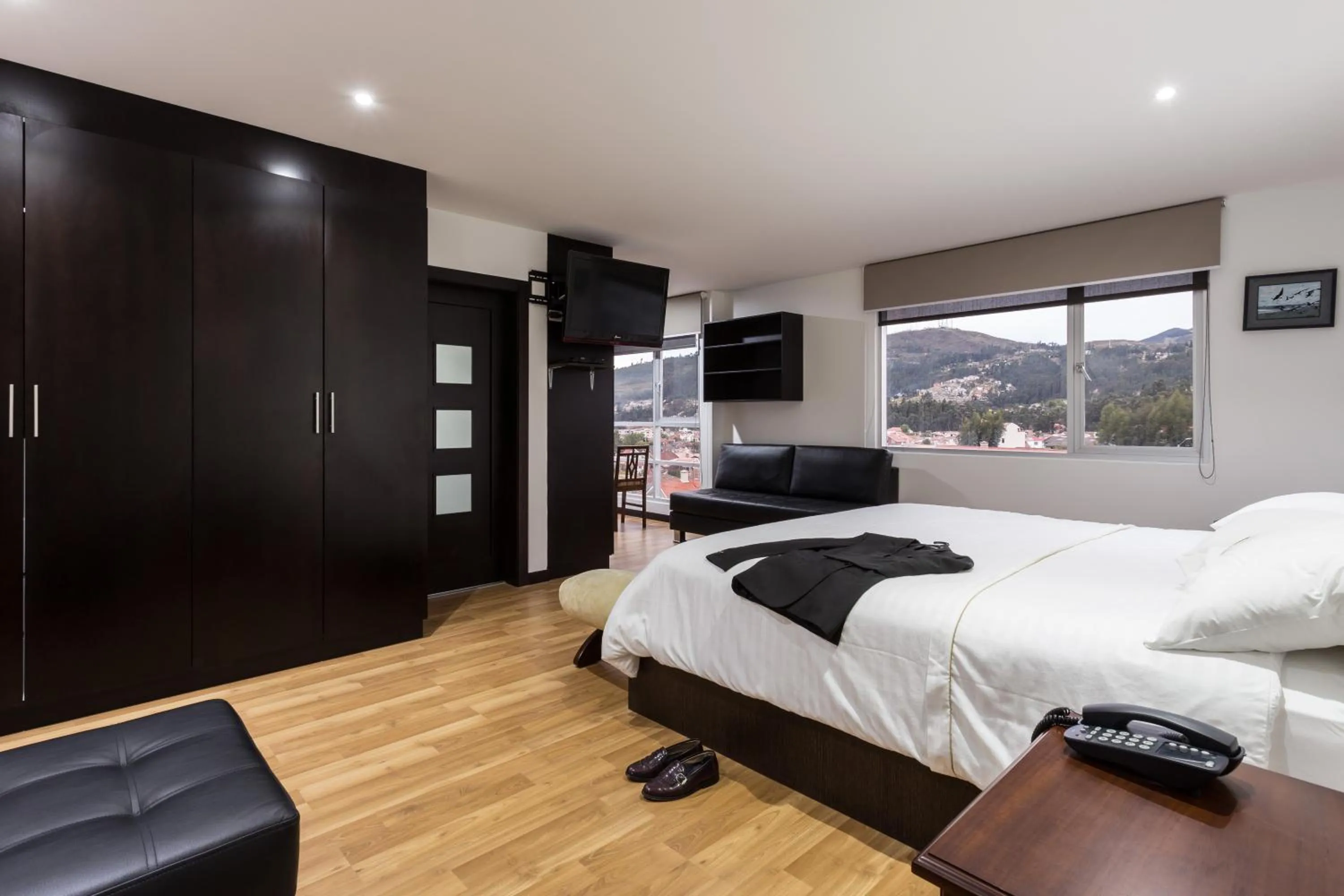 Bedroom, Bed in Gaviota Apartments & Suites