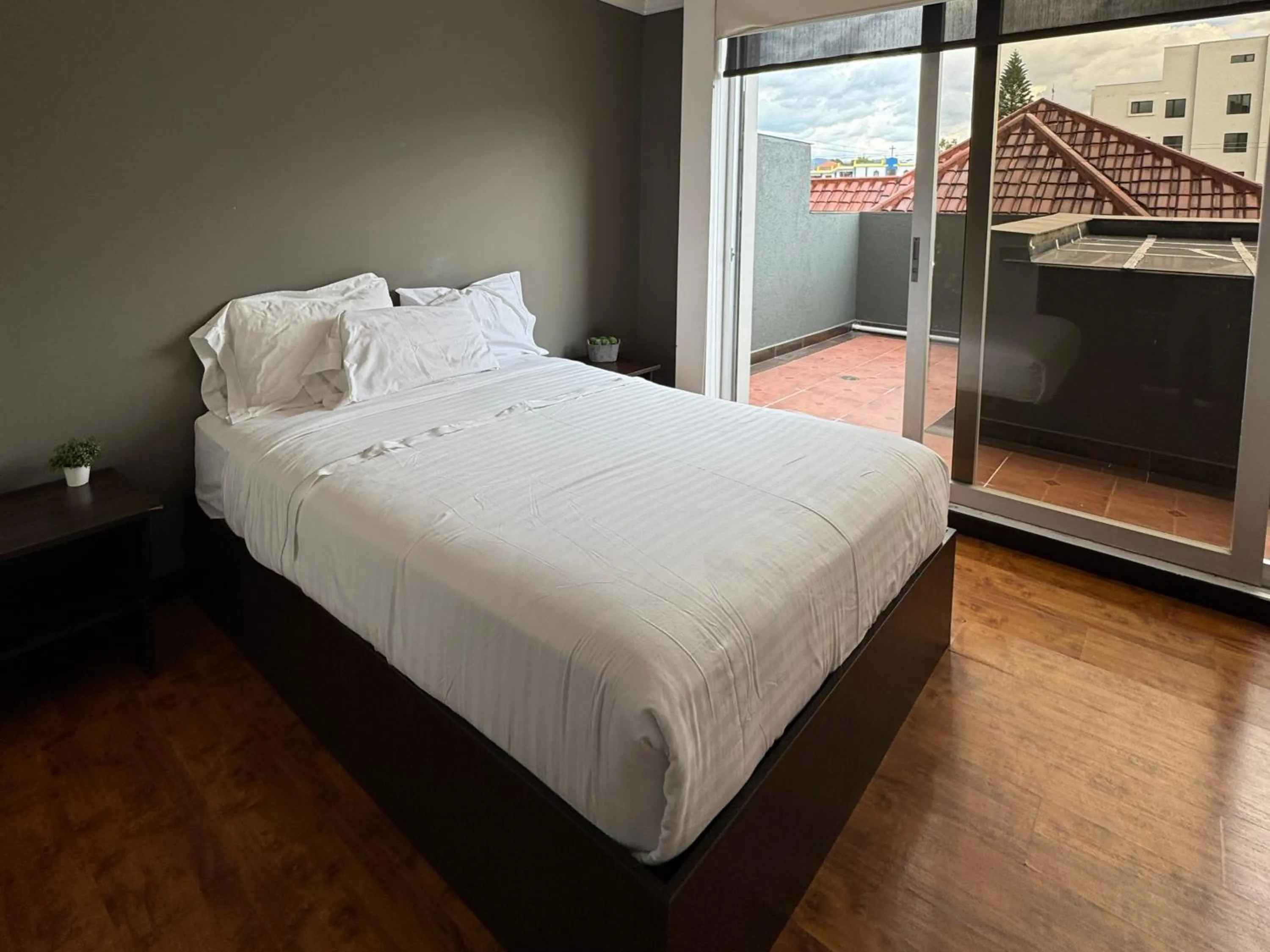 Balcony/Terrace, Bed in Gaviota Apartments & Suites