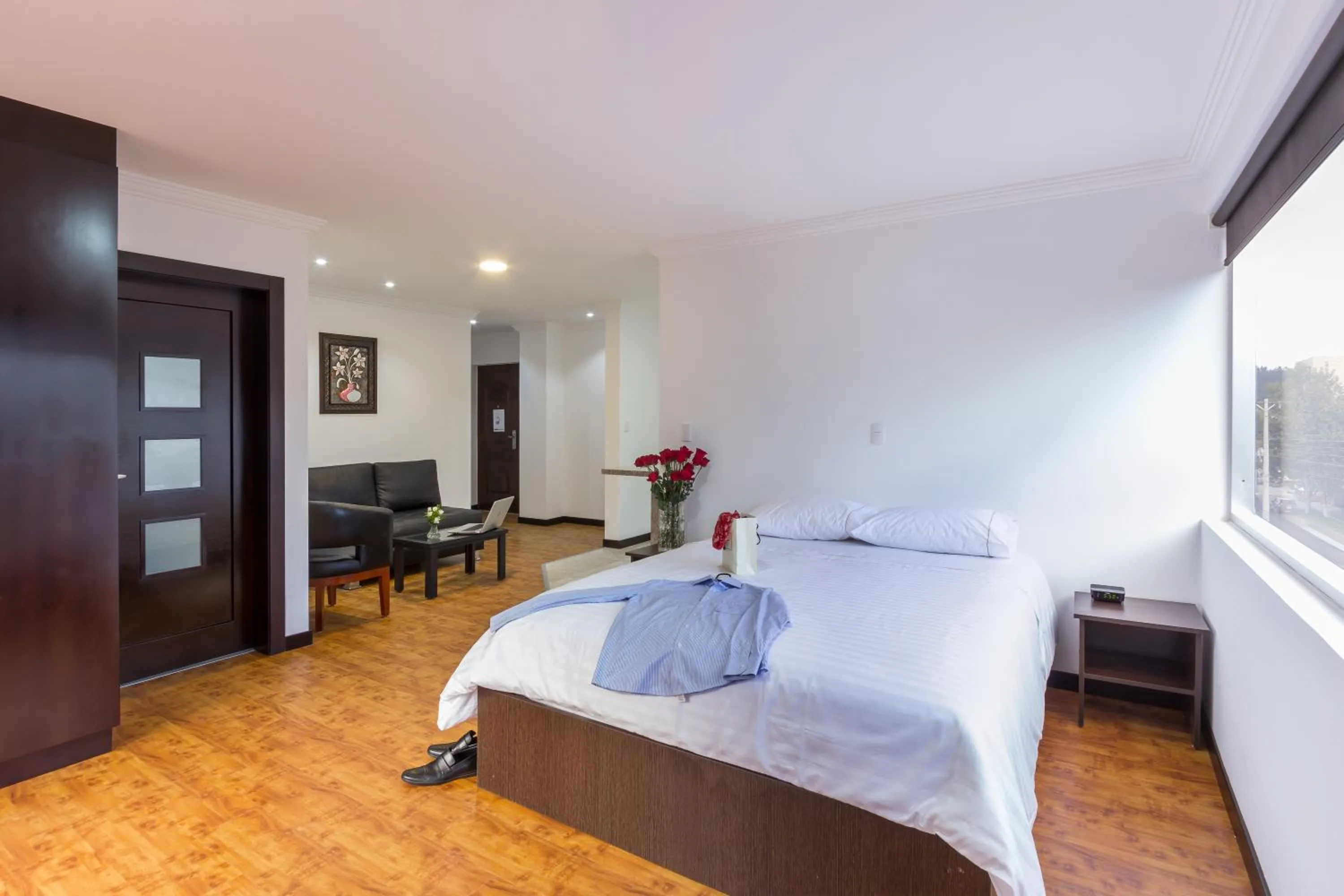 Bedroom, Bed in Gaviota Apartments & Suites