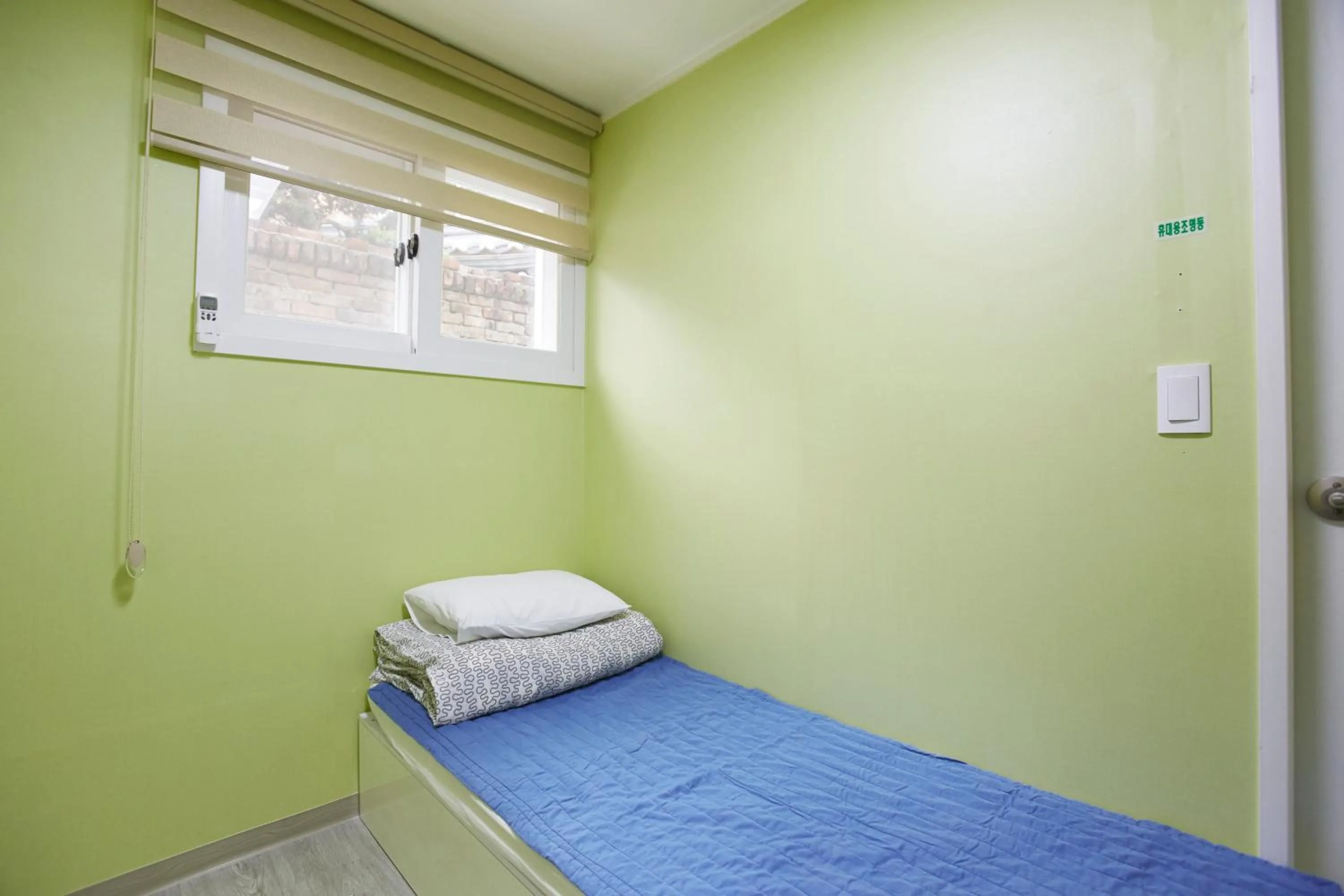 Bedroom, Bed in Hans House