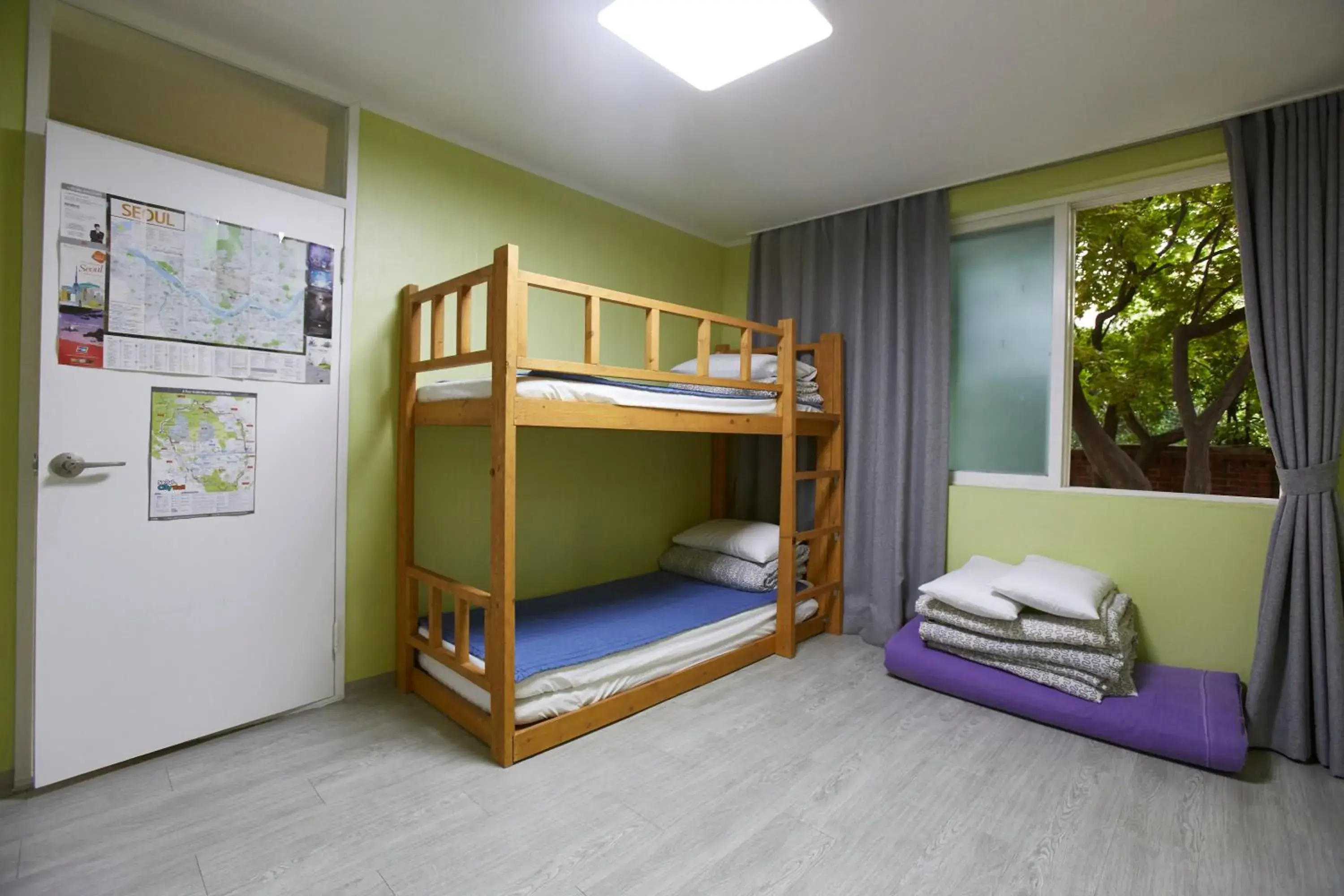 Family Room with Bathroom in Hans House Family Room with Bathroom in Hans House