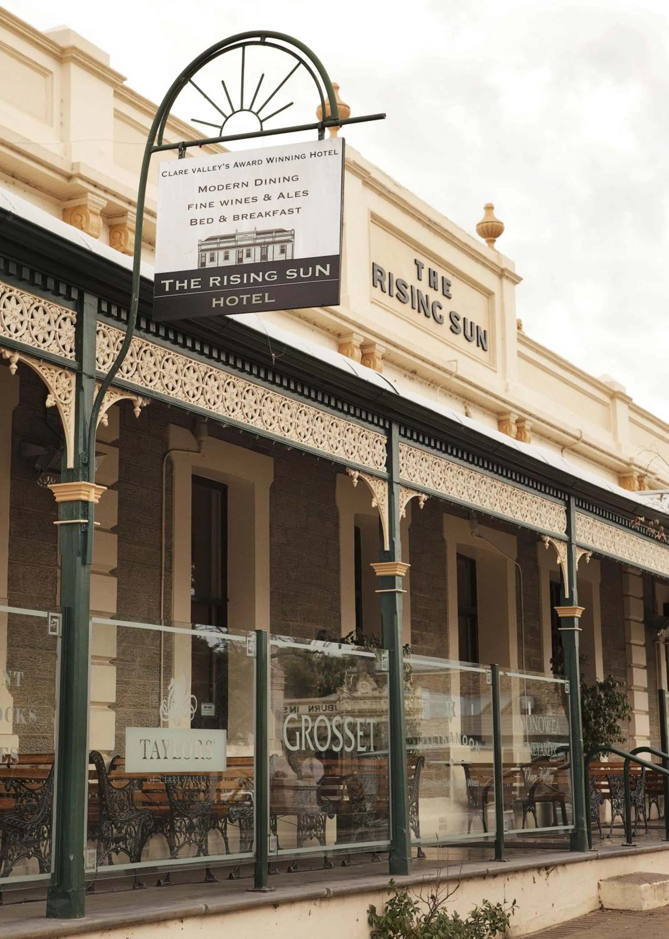 Facade/entrance in The Rising Sun Hotel